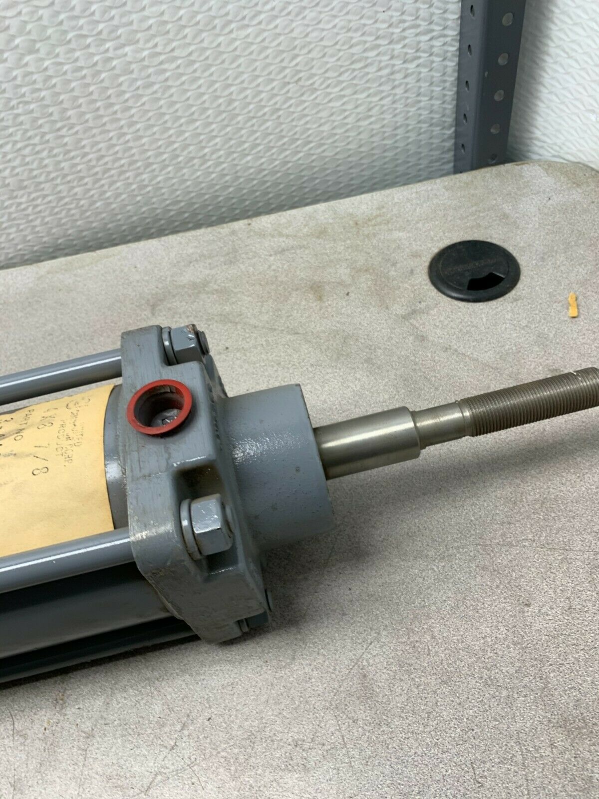 NEW NO BOX UNITED CONVEYOR 4X8 7/8 CYLINDER 3-4401-67