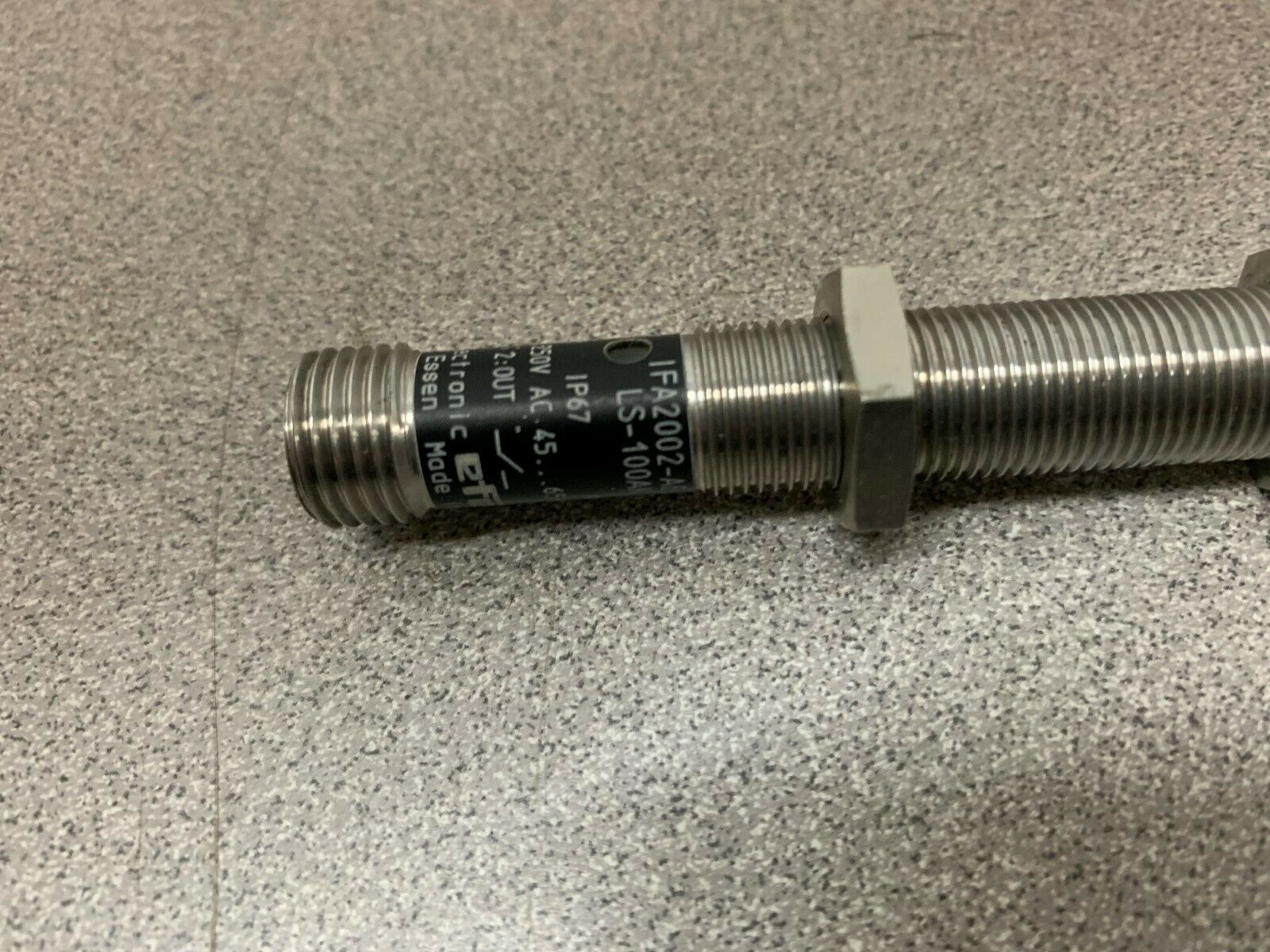 NEW NO BOX EFECTOR SENSOR IFA2002-ABOW/SCLS-100AK