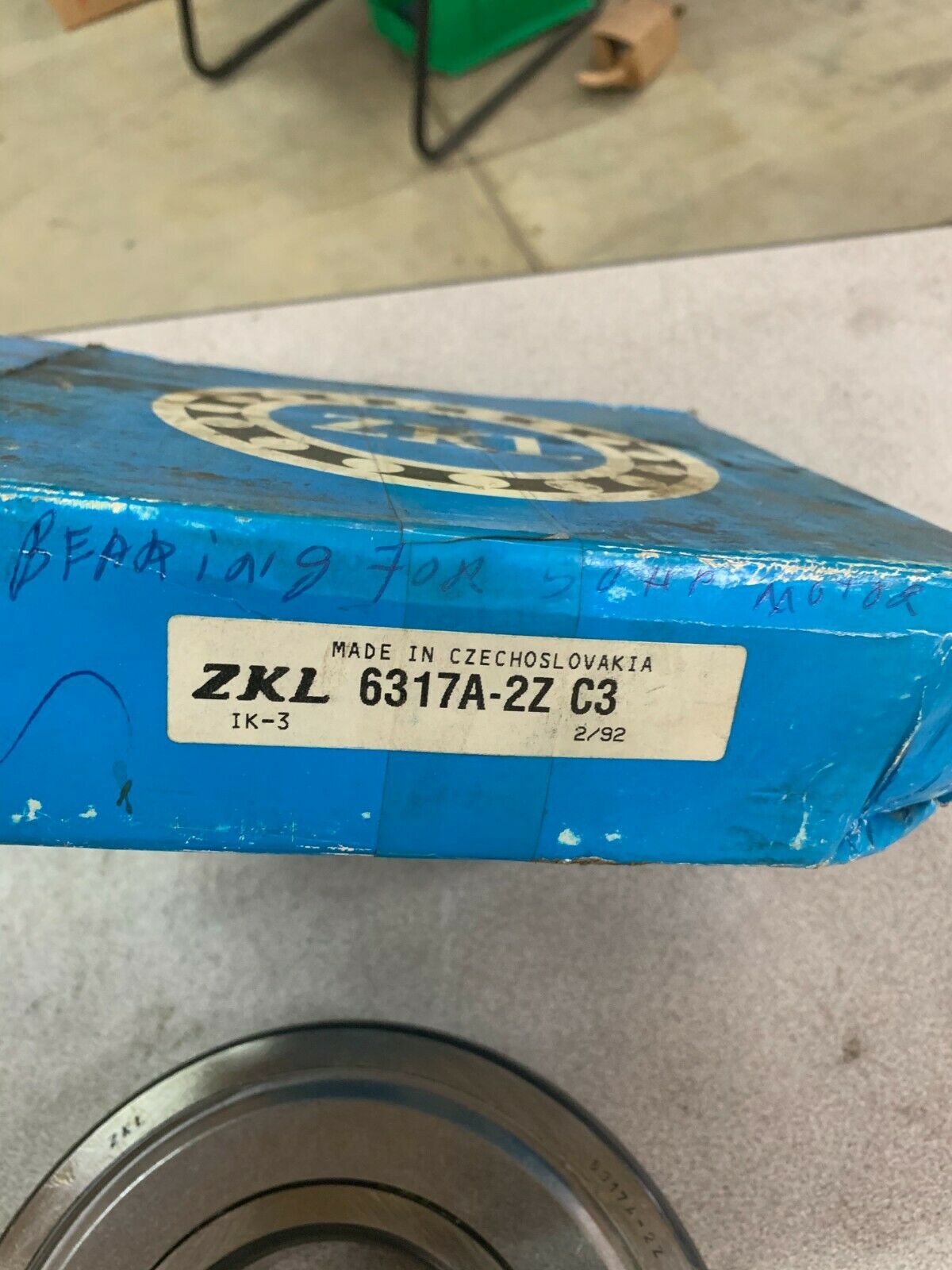 NEW IN BOX ZKL ROLLER BALL BEARING 6317A-2Z C3