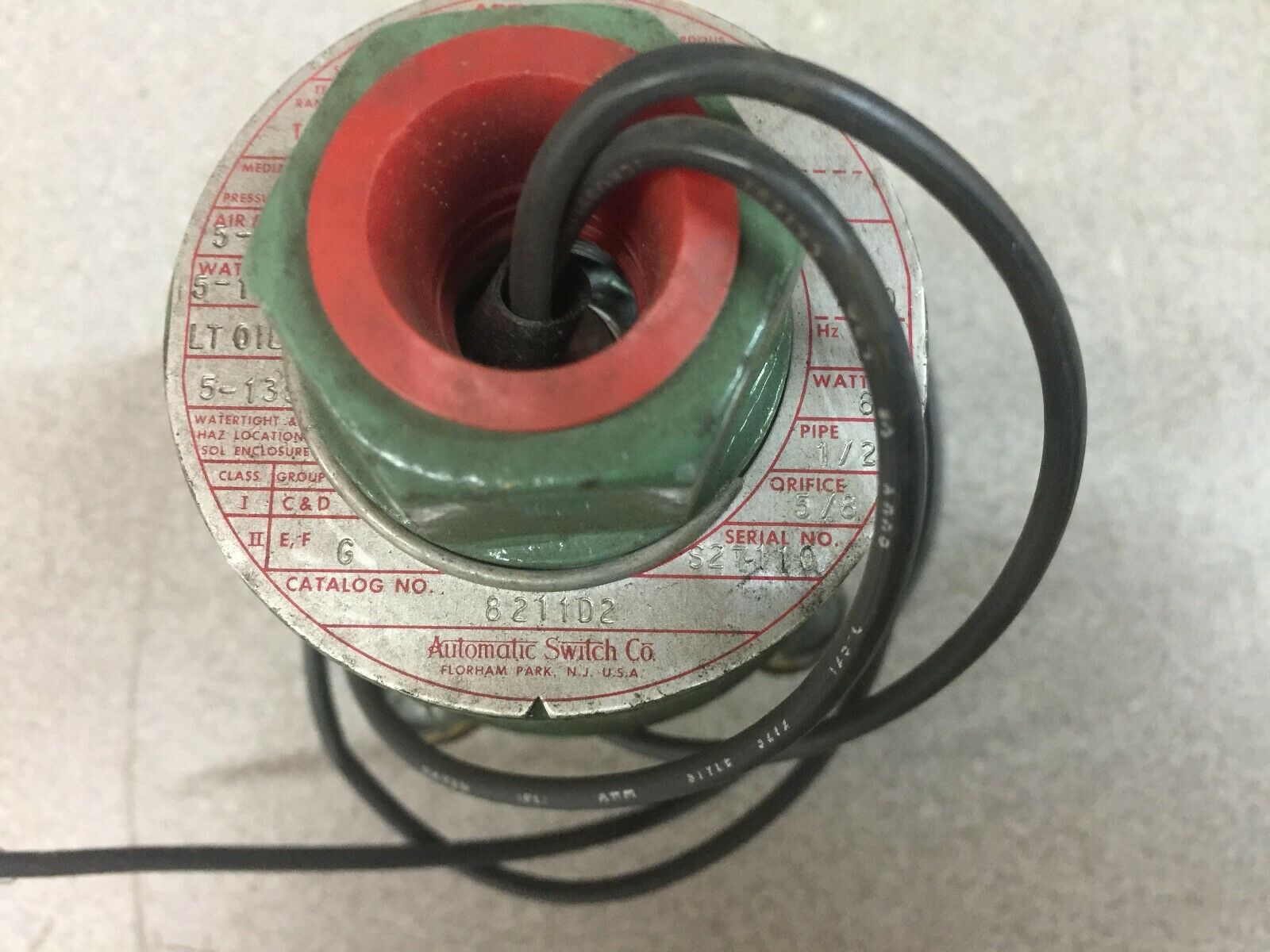 NEW NO BOX ASCO 1/2 NPT 480 VAC 5-200 PSI SOLENOID VALVE 8211D2