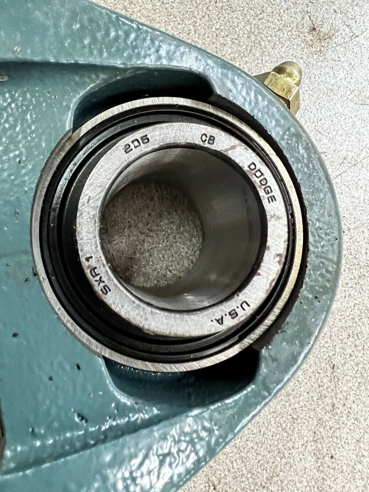 NEW IN BOX DODGE 131805 PILLOW BLOCK BEARING P2B-SXR-100