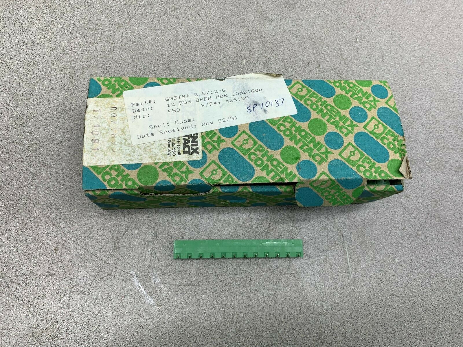 BOX OF 46 NEW IN BOX PHEONIX CONTACT HEADER GMSTBA 2.5/12-G