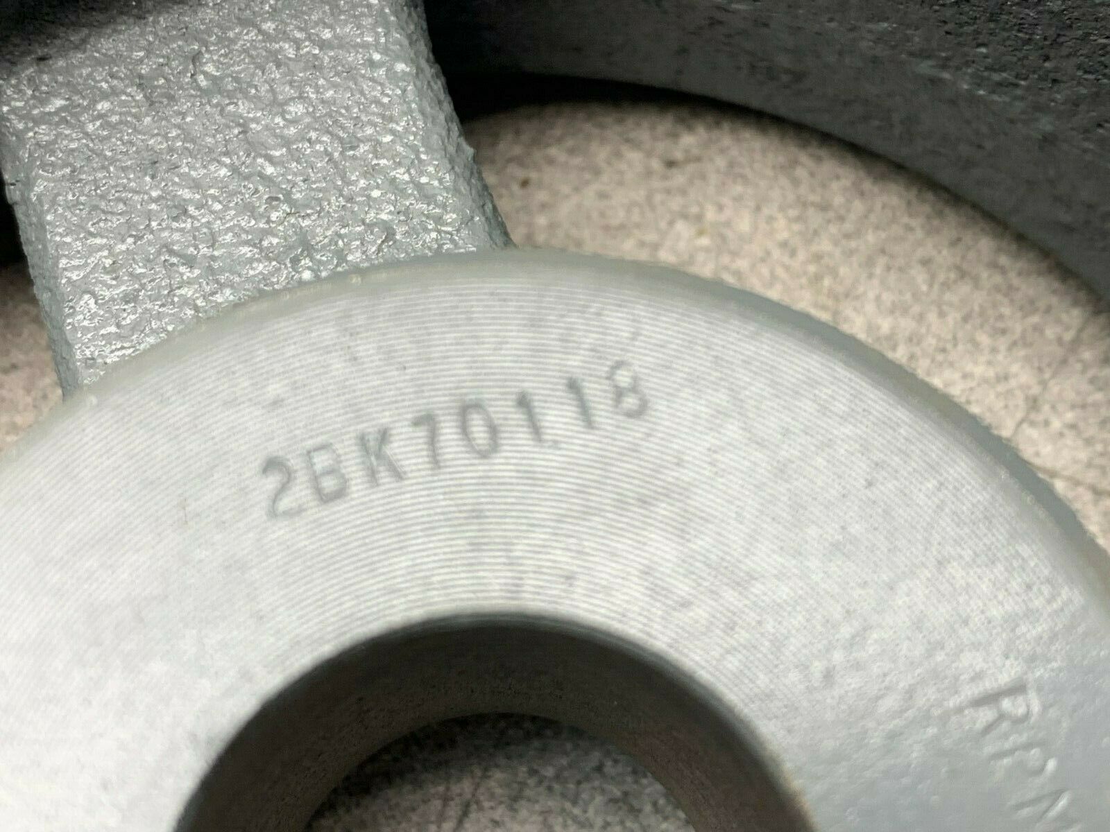 NEW NO BOX TB WOODS SHEEVE 2BK70118