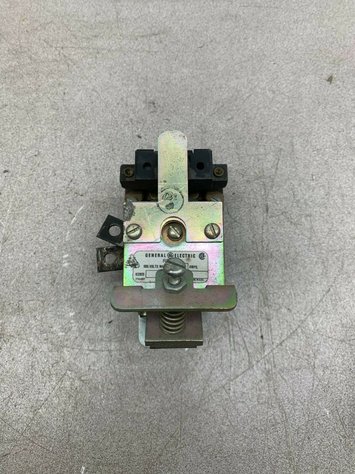 NEW OLD STOCK GENERAL ELECTRIC 600V. RELAY IC2820D300A17