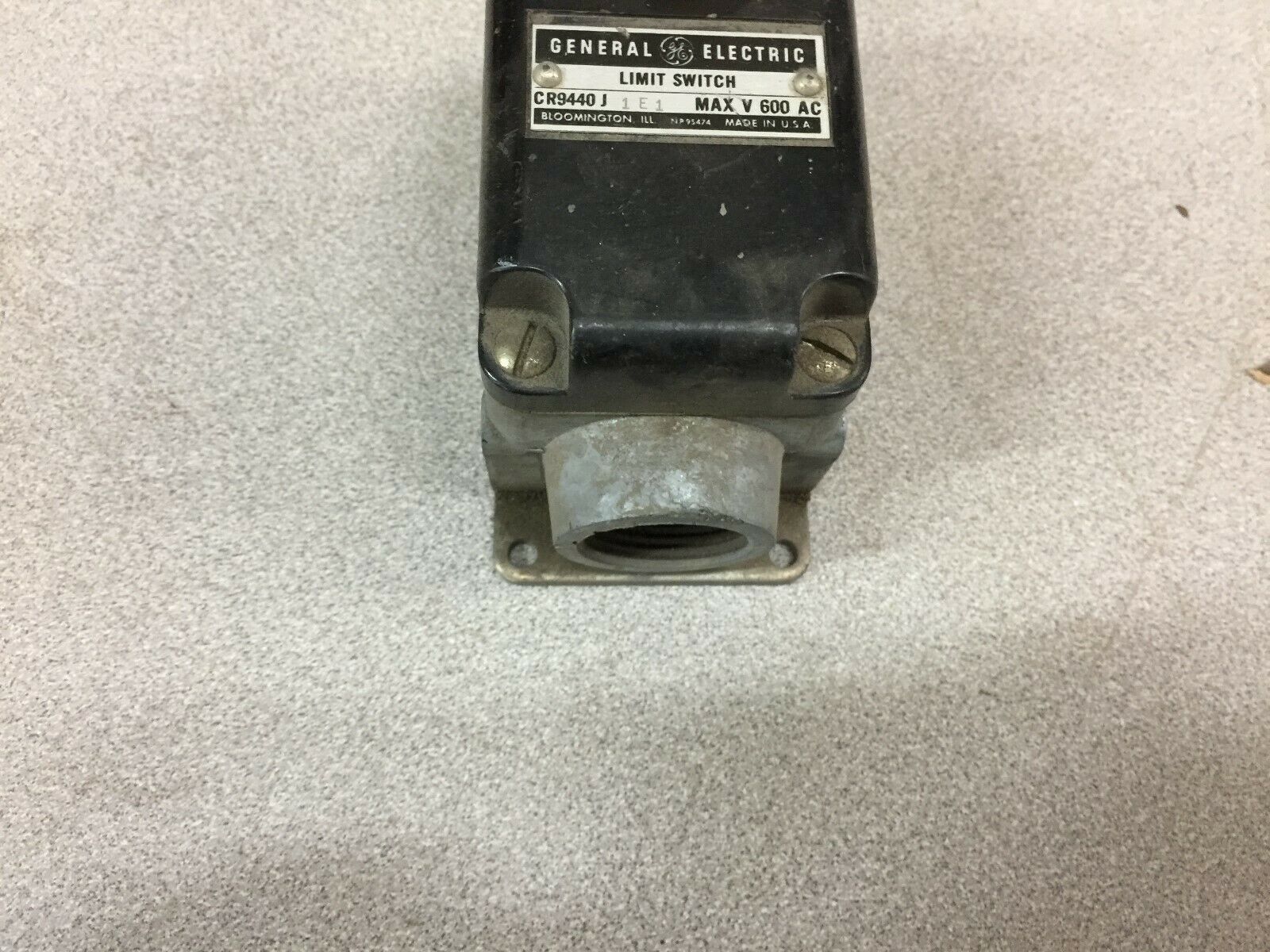 NEW NO BOX GE LIMIT SWITCH CR9440 J1E1