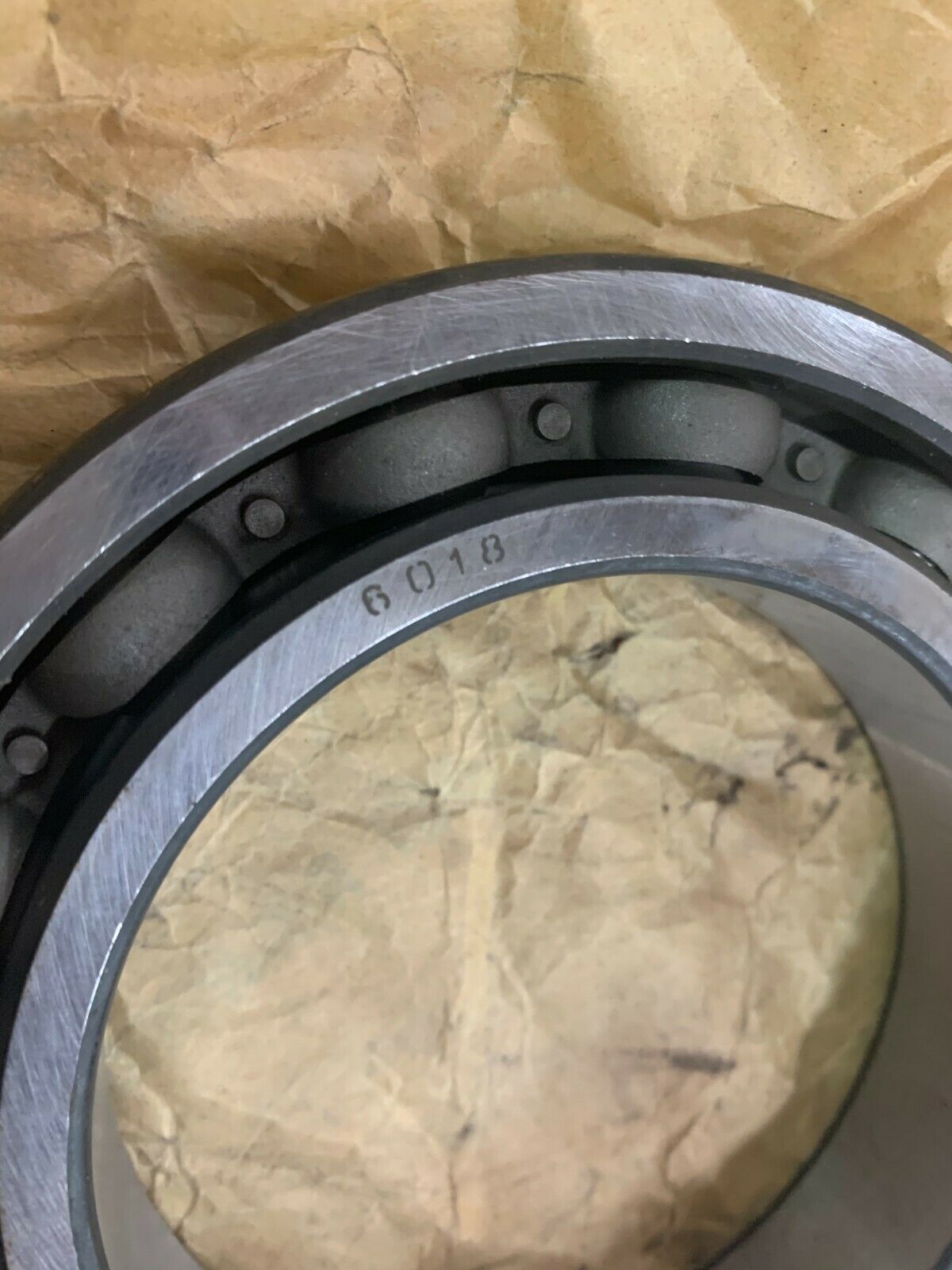 NEW NO BOX SNR ROLLER BEARING 6018
