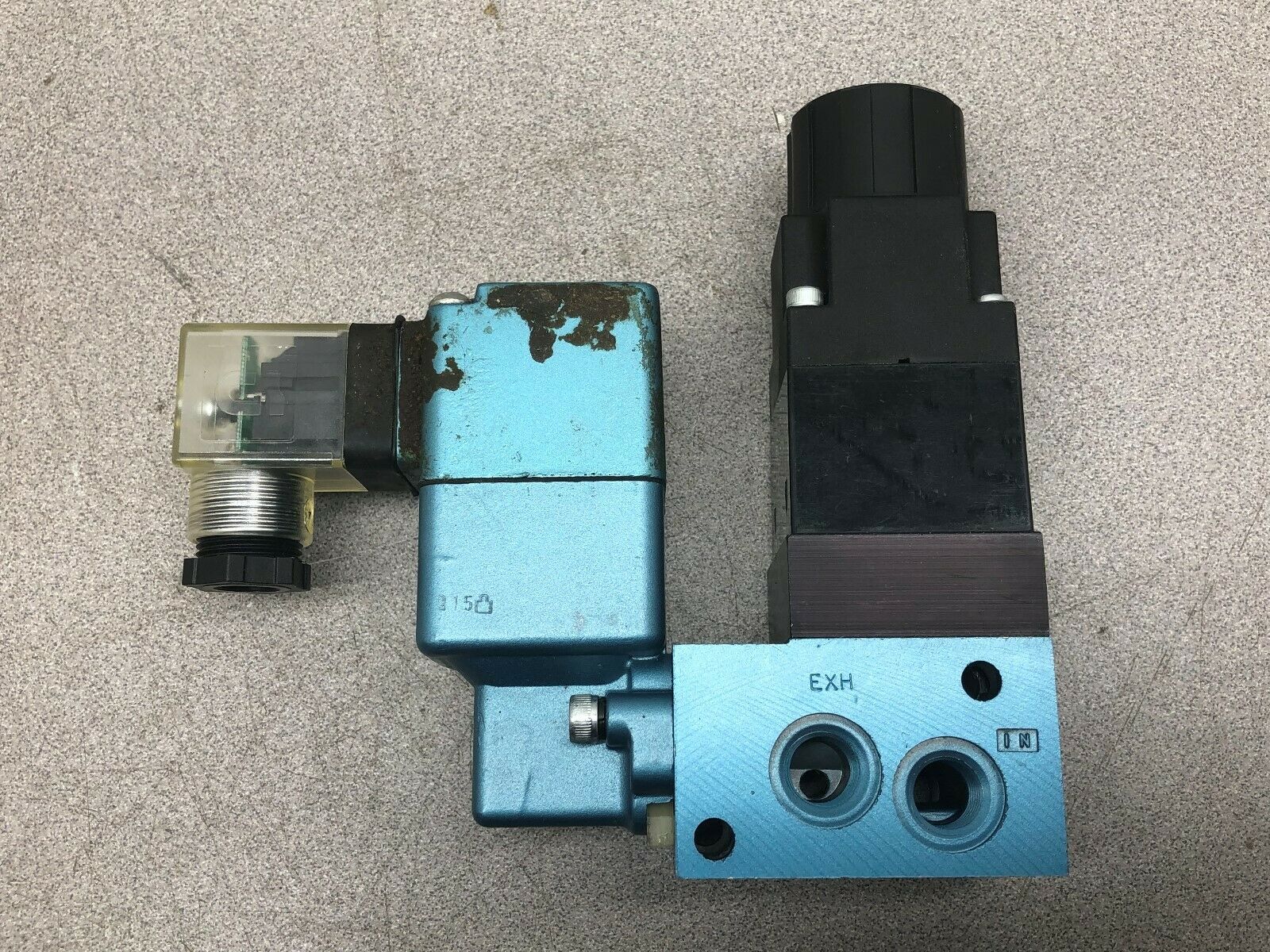 USED MAC 0-120 PSI SOLENOID CONTROL VALVE WITH PRESSURE REGULATOR 262B-112JC