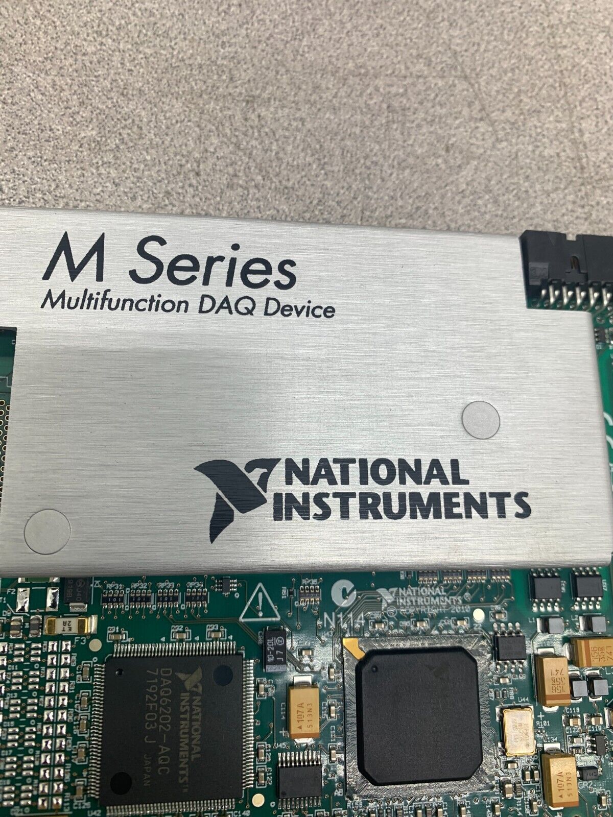 NEW NATIONAL INSTRUMENTS 190996F-04L M SERIES MULTIFUNCTION DAQ DEVICE PCI-6250