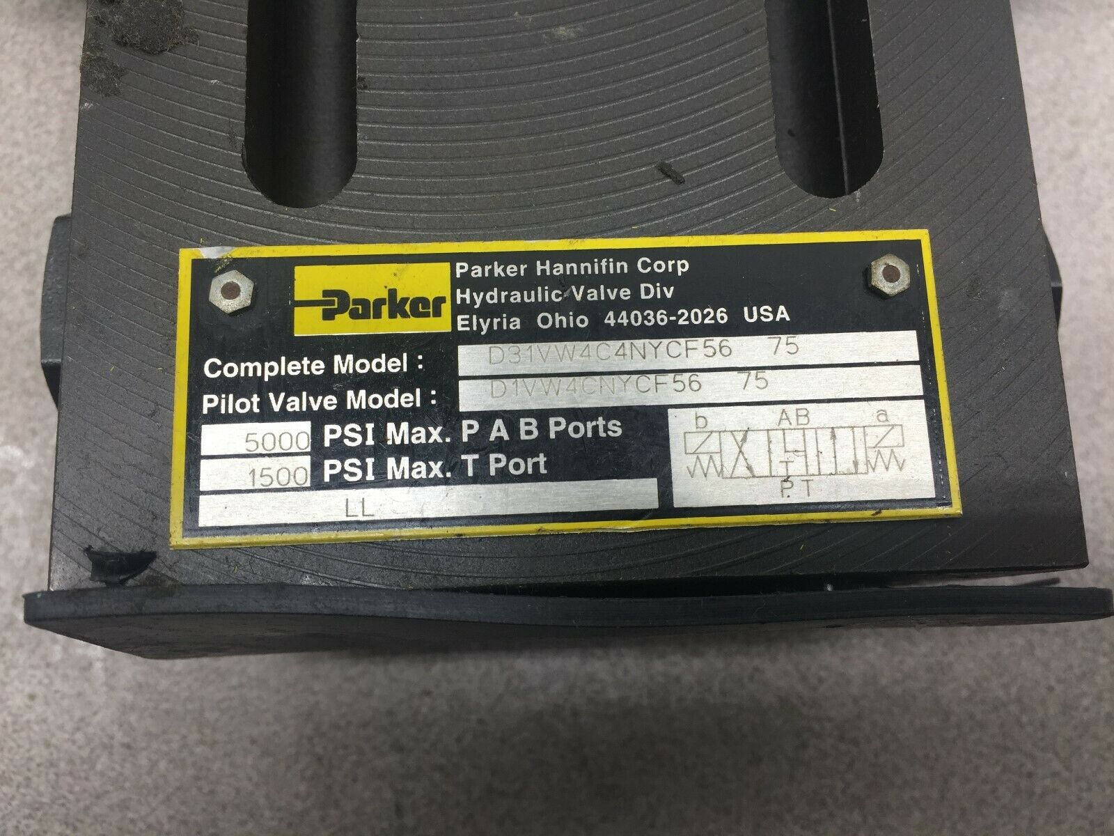 NEW NO BOX PARKER 120VAC HYDRAULIC SOLENOID VALVE ASSY D31VW4C4NYCF56 75