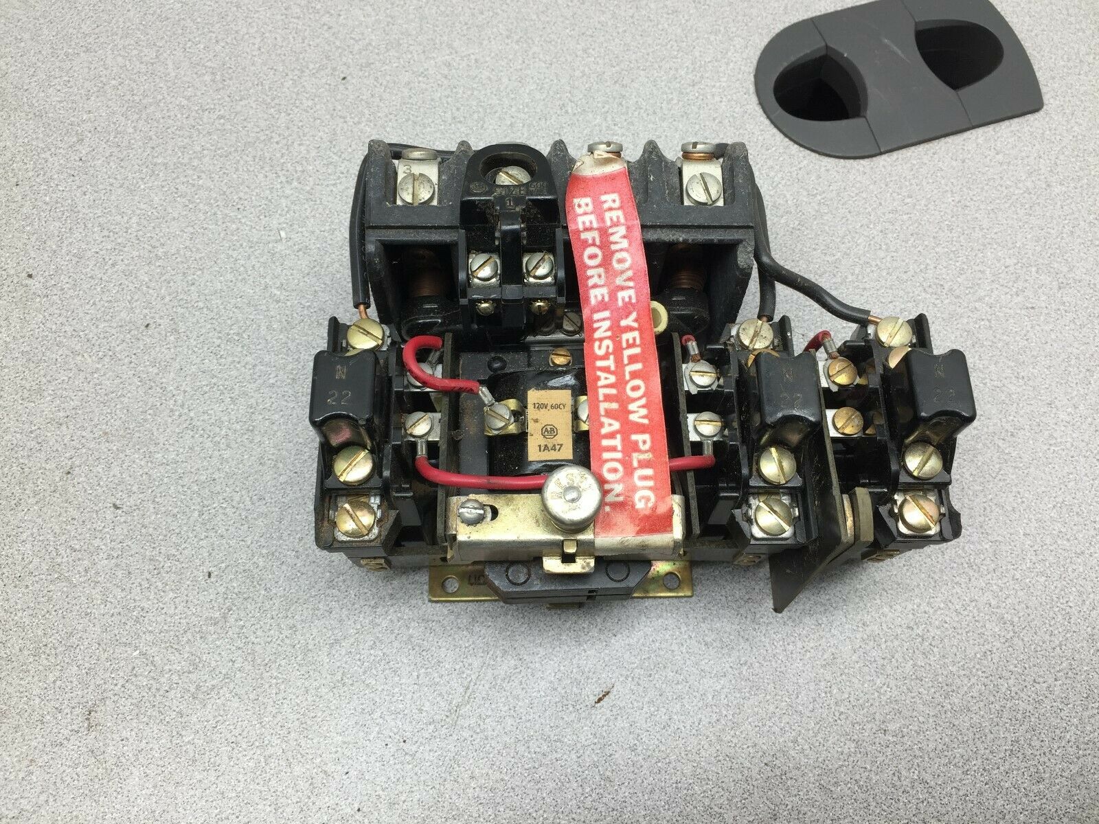 NEW NO BOX ALLED BRADLEY SIZE 1 3POLE 120VAC COIL STARTER 709-D111404/1