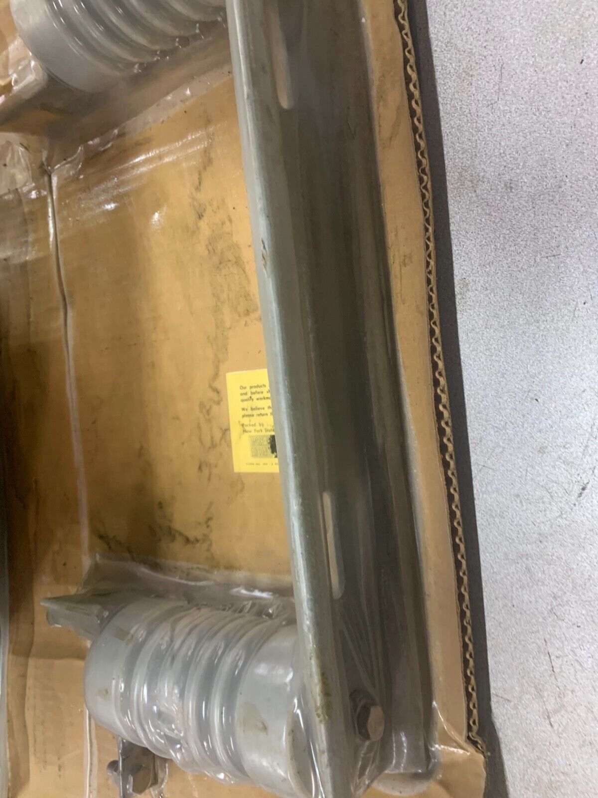 NEW MCGRAW-EDISON NX FUSE SUPPORT INDOOR 200AMP 15.5KV BIL 95 KV SERIES 1-77