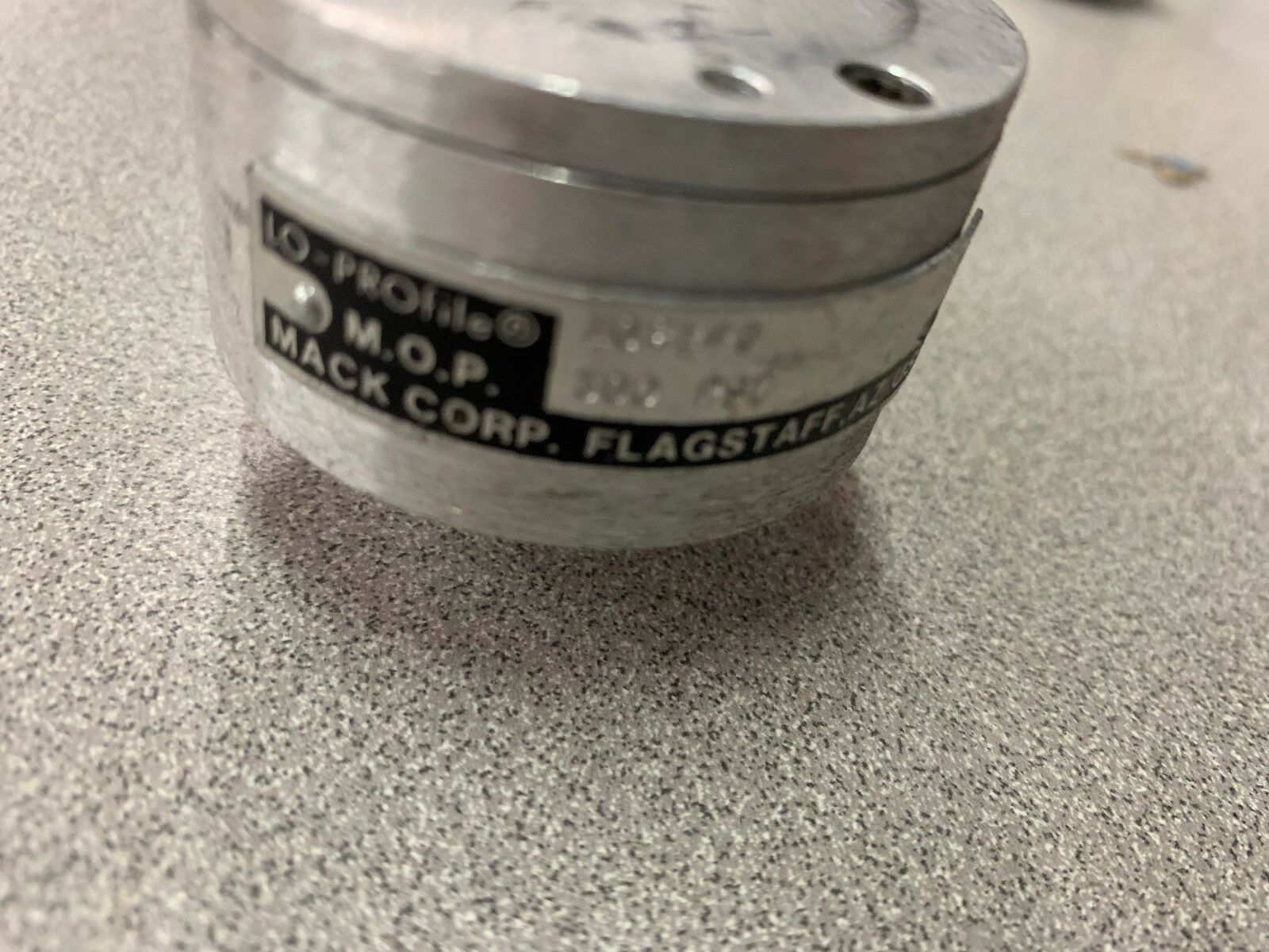 NEW NO BOX MACK CYLINDER 1021-5