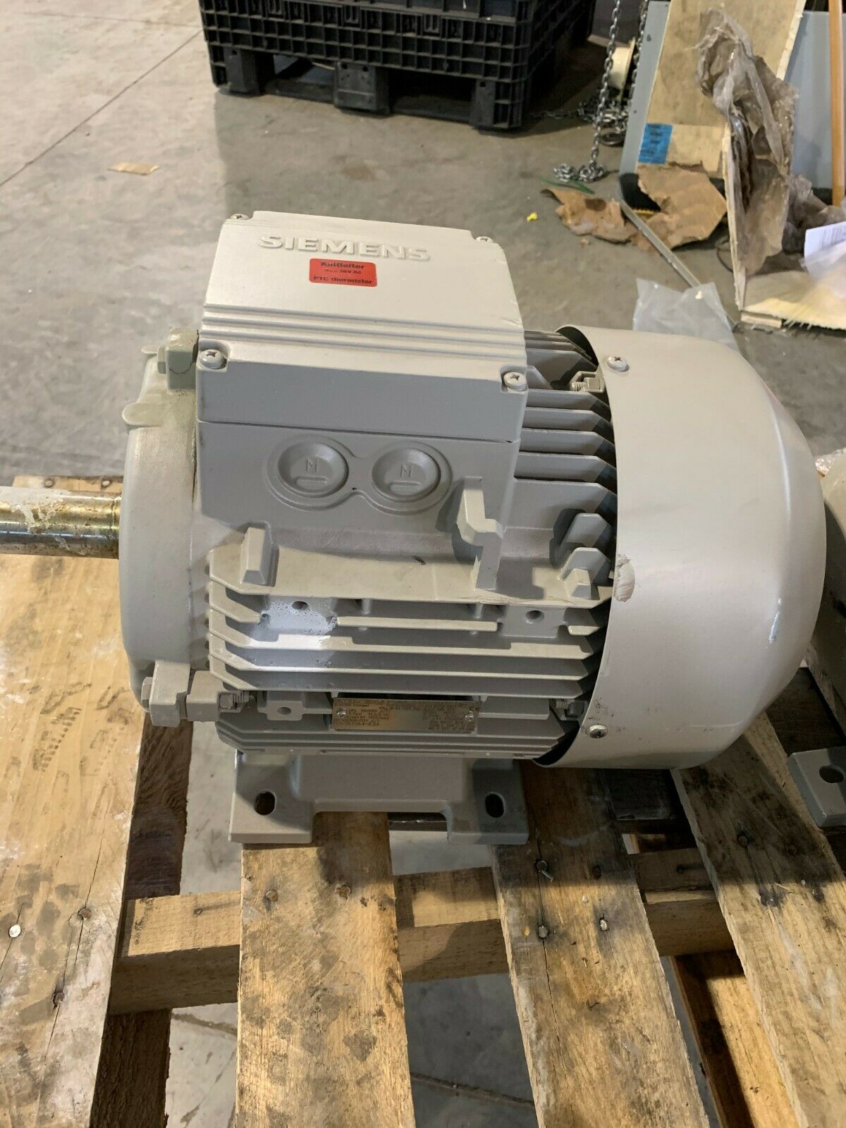 NEW NO BOX SIEMENS 1760RPM MOTOR 1LA91304KA60-Z