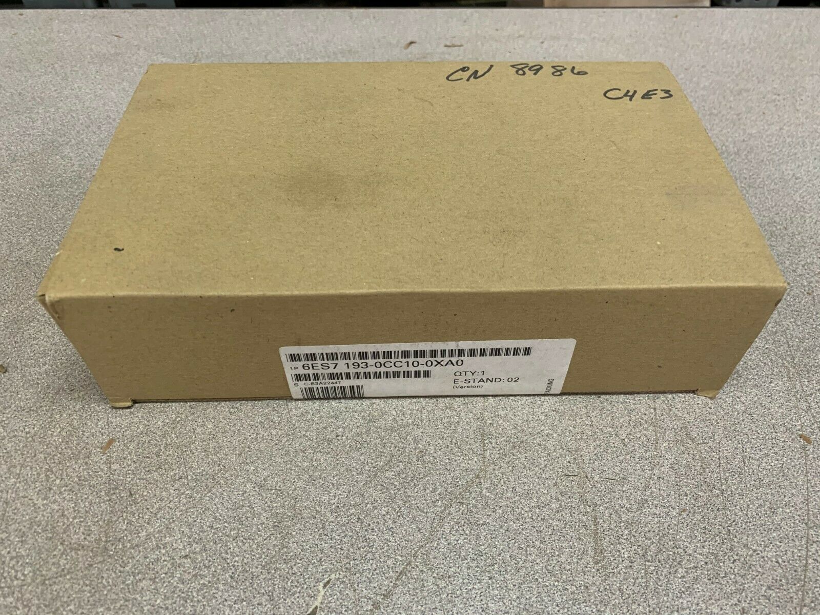 NEW FACTORY SEALED SIEMENS SIMATIC TERMINAL BLOCK 6ES7 193-0CC10-0XA0