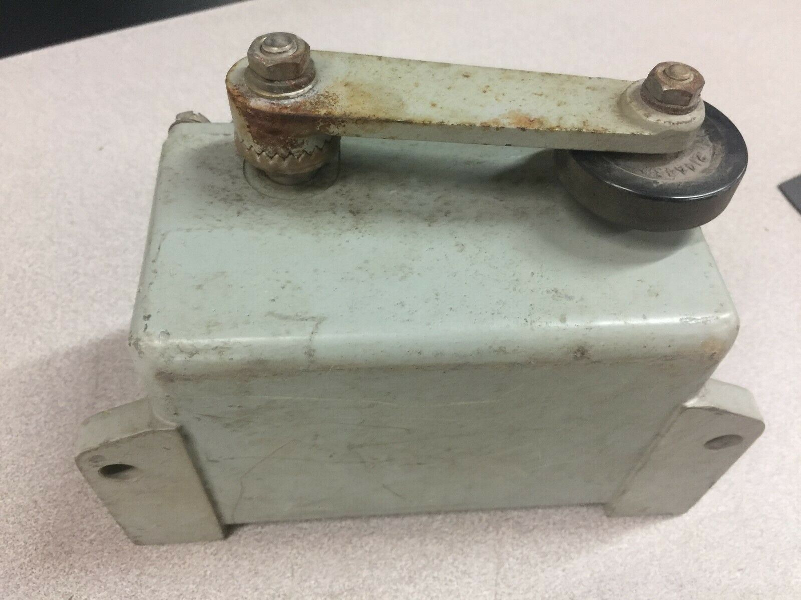 USED WESTINGHOUSE LIMIT SWITCH HDH24S4F