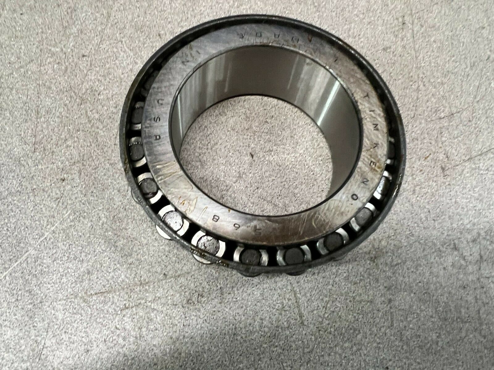 NEW IN BOX TIMKEN ROLLER BEARING 568