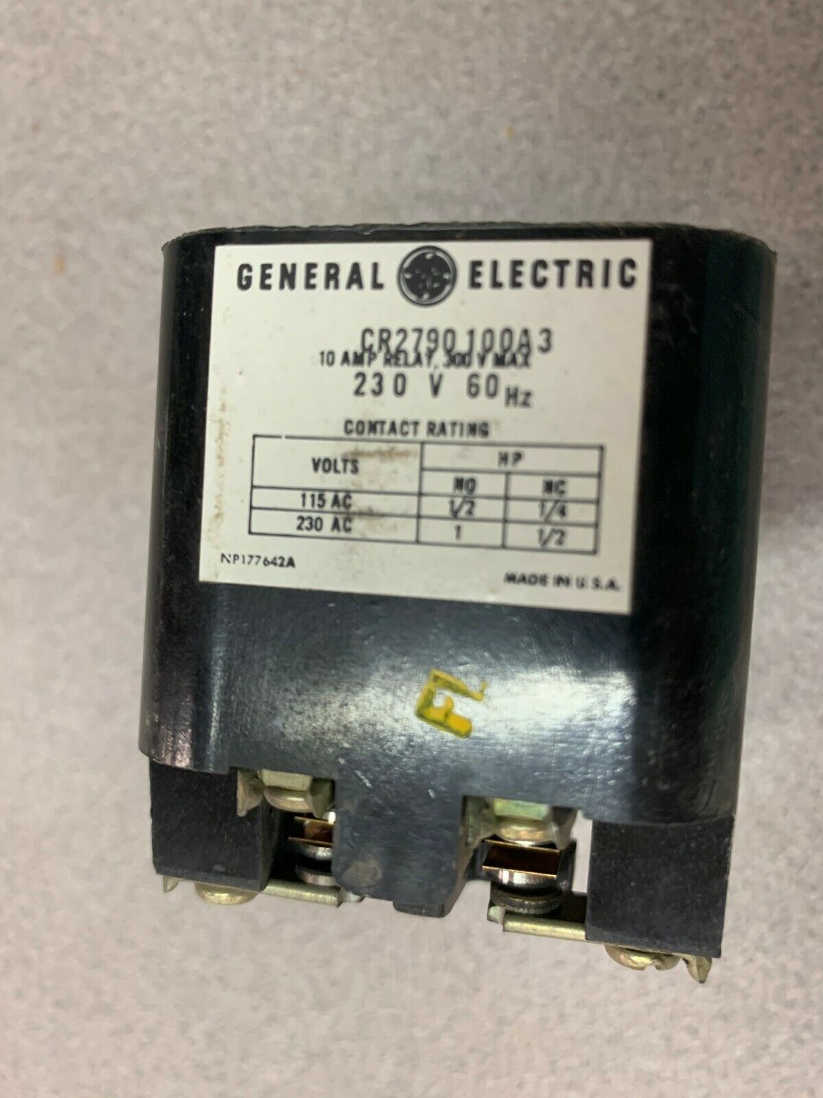 NEW NO BOX GE RELAY CR2790100A3