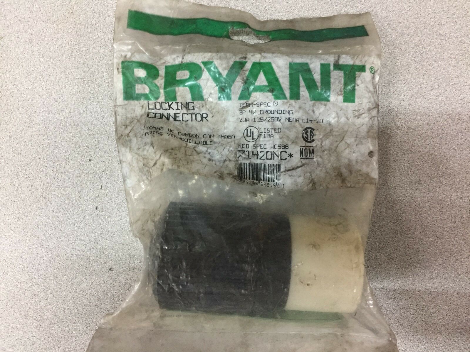 NEW IN ORIGINAL PACKAGE BRYANT LOCKING CONNECTER 20AMP 3P 4W 250V 71420NC