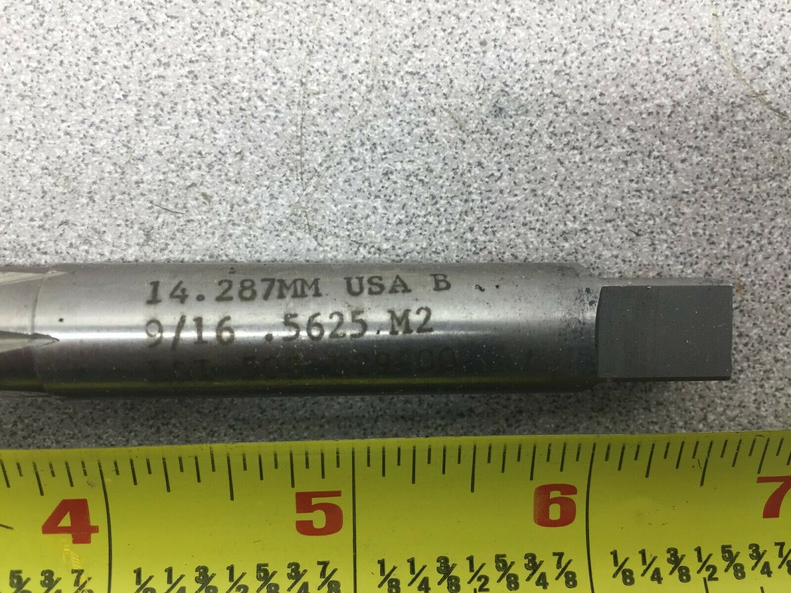 NEW NO BOX L&I 9/16 .5625 M2 14.287 MM HAND REAMER 503 F29-00