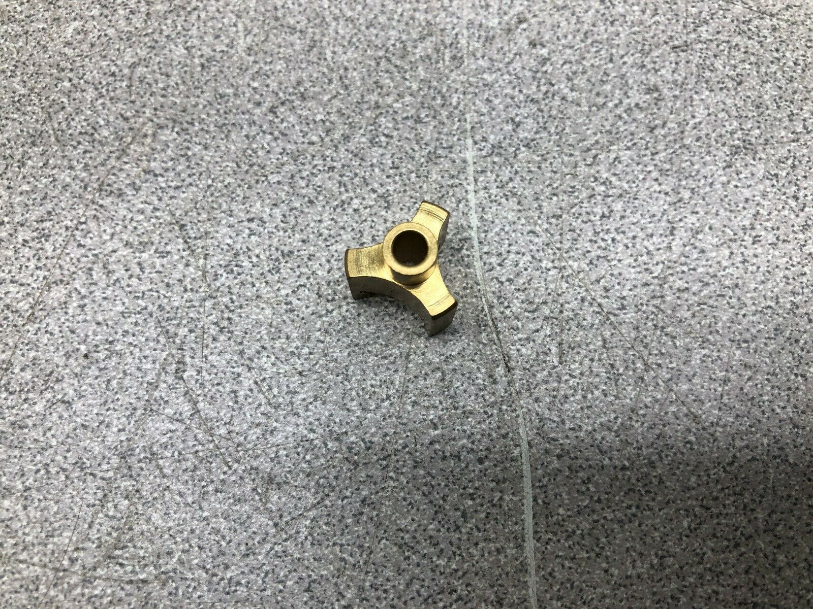 NEW NO BOX MORI SEIKI CHECK VALVE FOR THROUGH COLLANT SYSTEM P30026A
