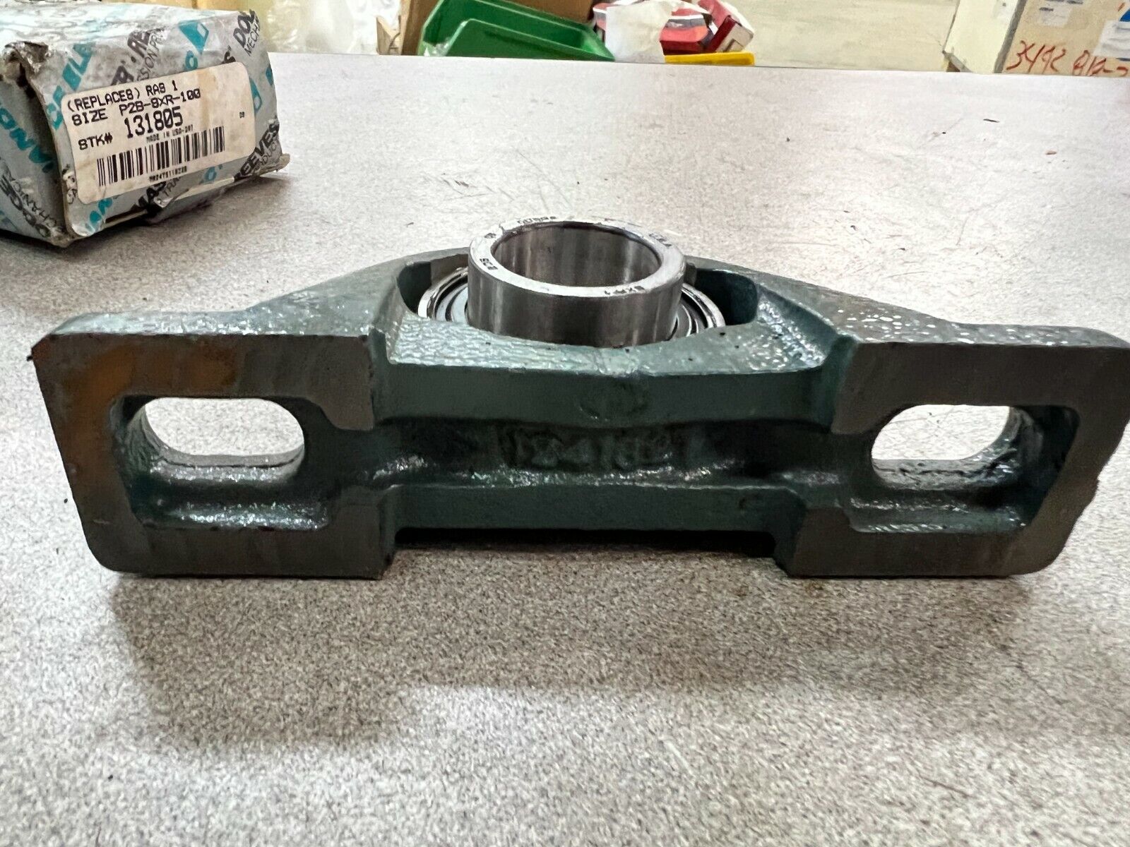 NEW IN BOX DODGE 131805 PILLOW BLOCK BEARING P2B-SXR-100