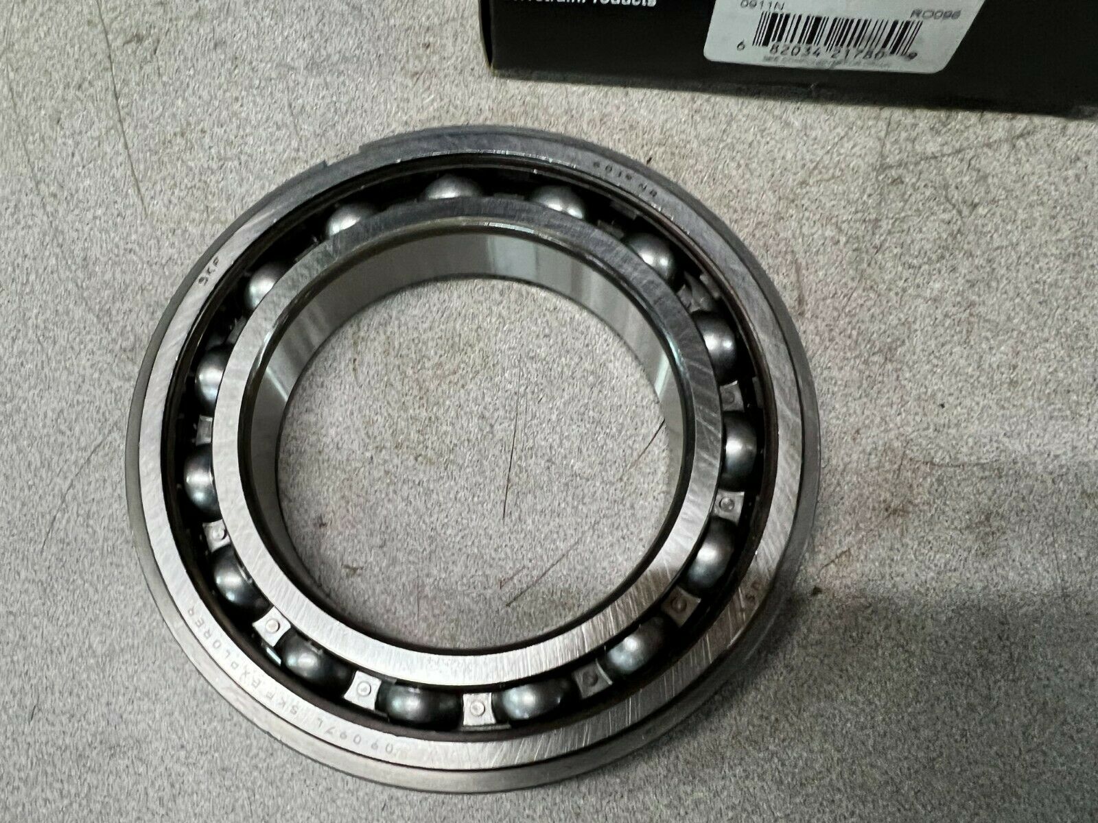 NEW IN BOX DT/SKF 119-L ROLLER BEARING 6019 NR