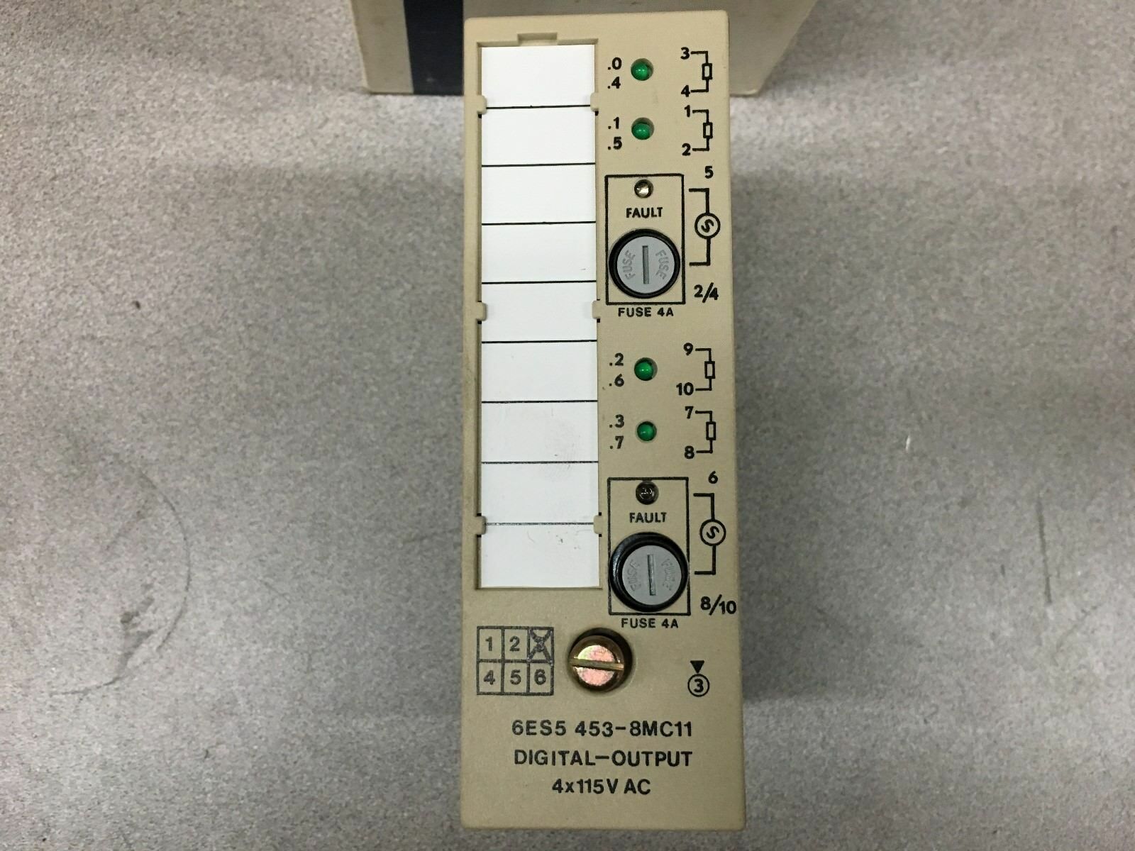 NEW IN BOX SIEMENS SIMATIC S5 DIGITAL OUTPUT MODULE 6ES5 453-8MC11