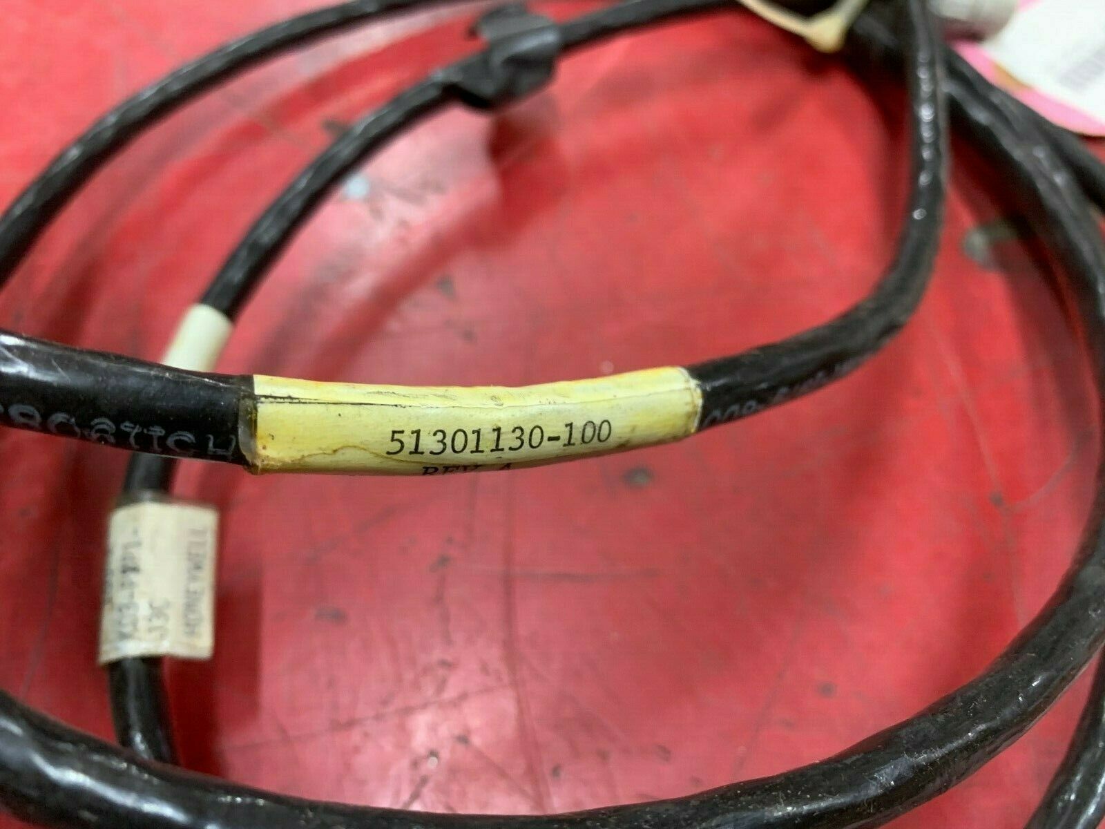 NEW NO BOX BENTLY NEVADA CABLE 51301130-100A