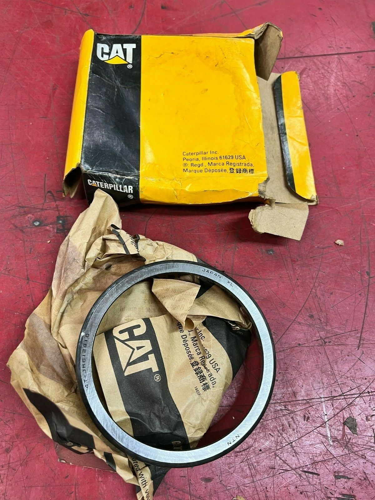 NEW IN BOX NTN/CATERPILLAR BEARING RACE 4T-JM612910
