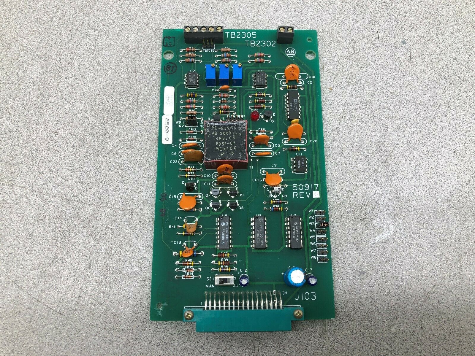 NEW NO BOX ALLEN BRADLEY ISOLATED SIGNAL CONDITIONER TB 2305 / 50917