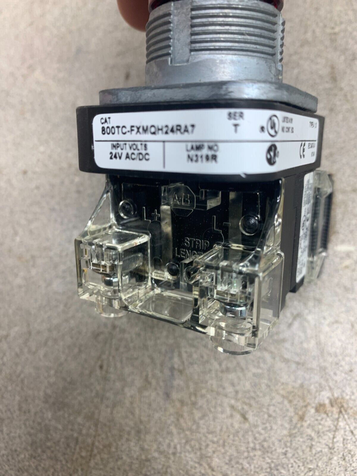 NEW ALLEN-BRADLEY 3-POS. RED ILLUMINATED PUSH-PULL BUTTON 800TC-FXMQH24RA7