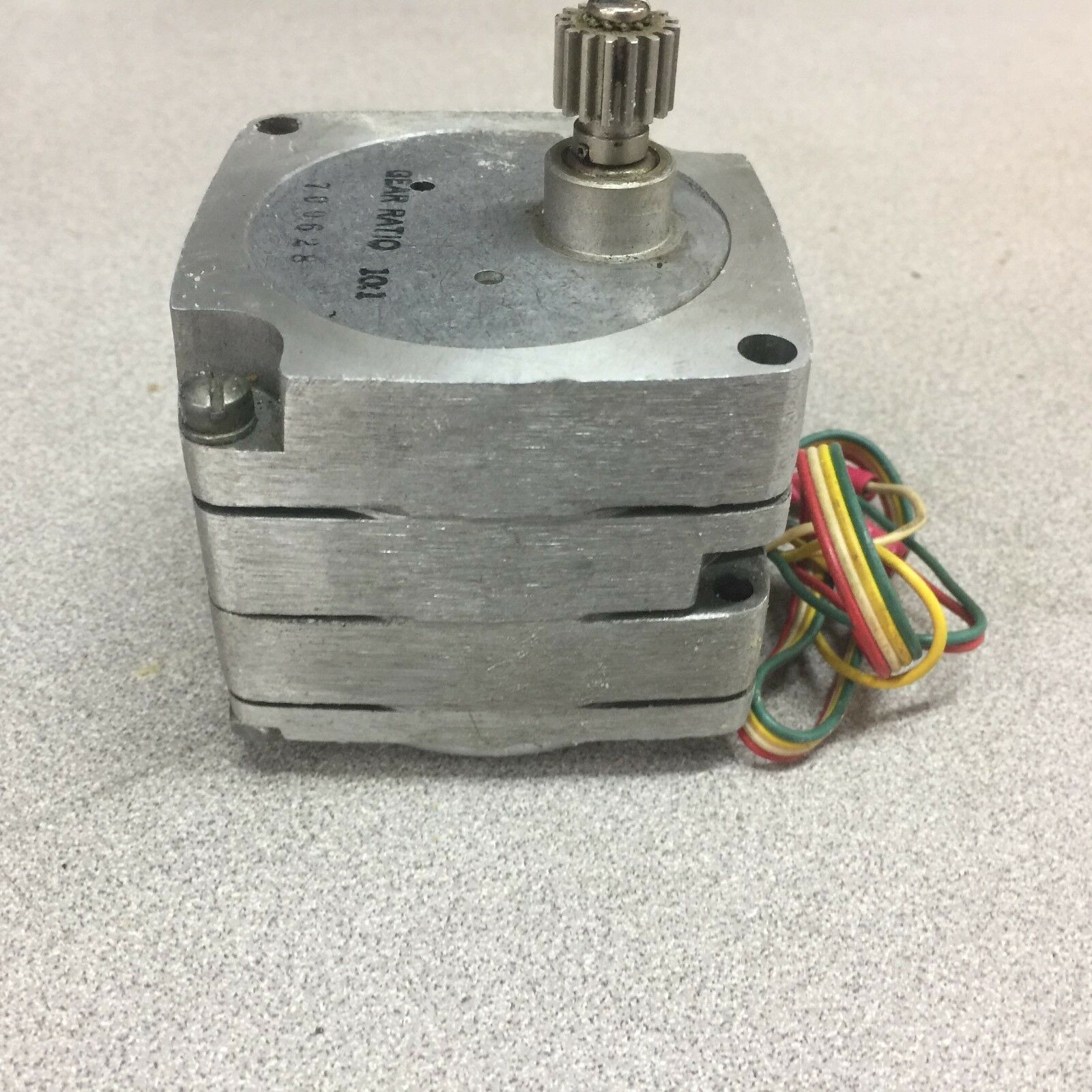 NEW NO BOX HONEYWELL SERVO MOTOR 365754-10