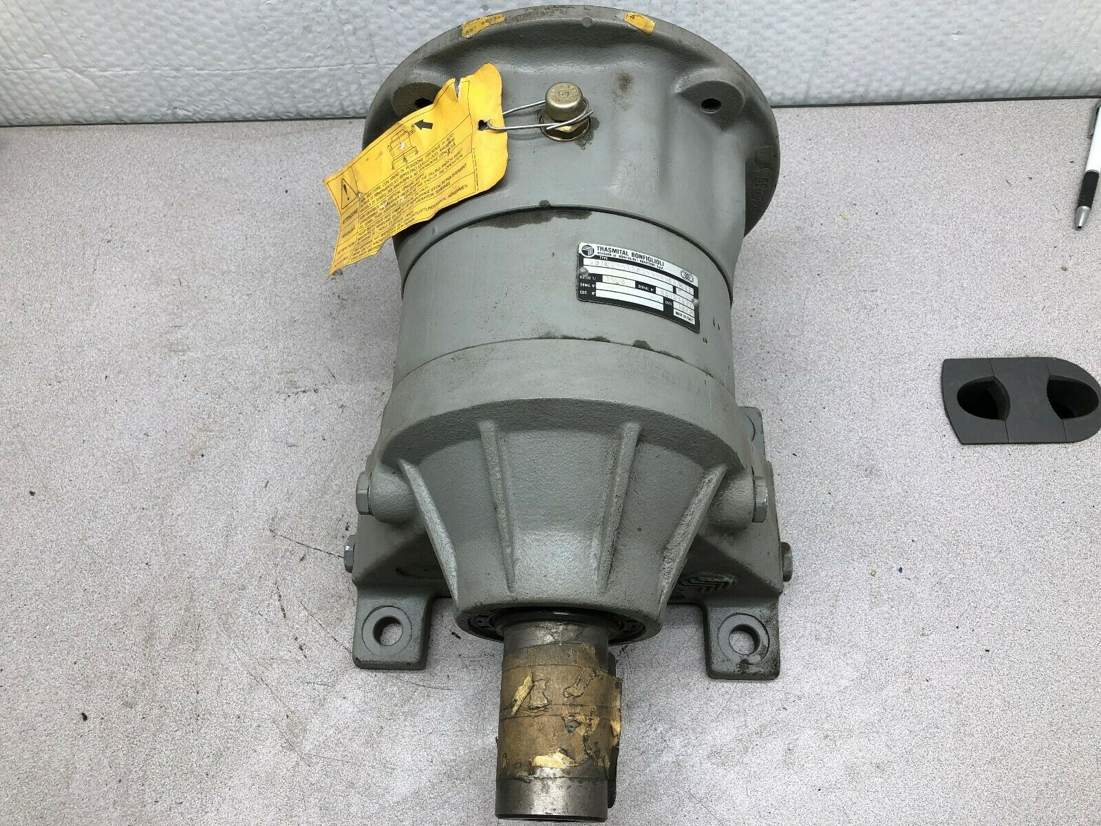 bonfiglioli gear reducer NEW NO BOX TRASMITAL BONFIGLIOLI 14.8 RATIO C-FACE GEAR REDUCER 301L2