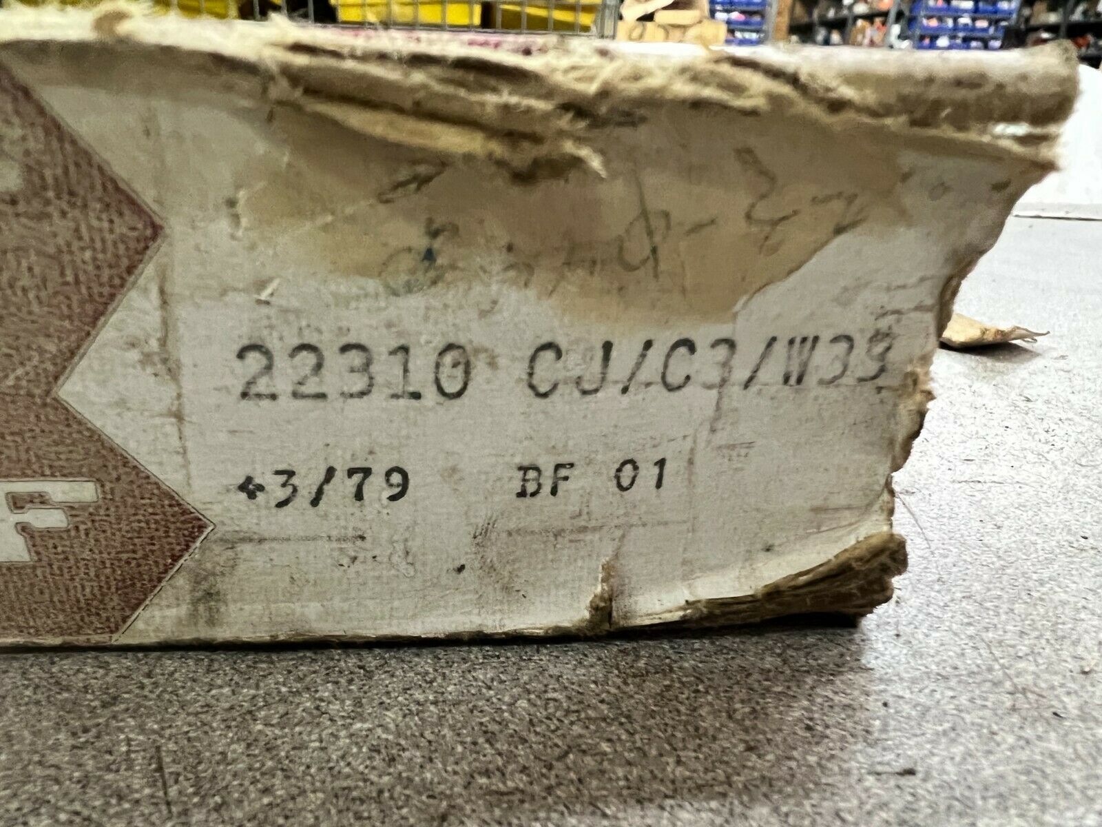 NEW IN BOX SKF SPHERICAL ROLLER BEARING 22310 CJ/C3/W33