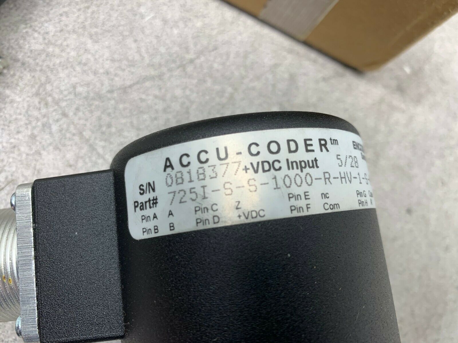 NEW IN BOX ACCU-CODER ENCODER 725I-S-S-1000-R-HV-1-S-N-S-Y-N