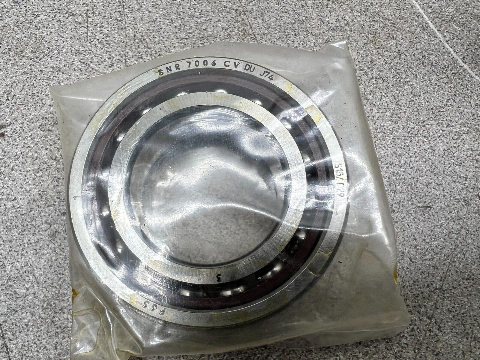 NEW IN BOX SNR CONTACT BEARING 7006CVDUJ74