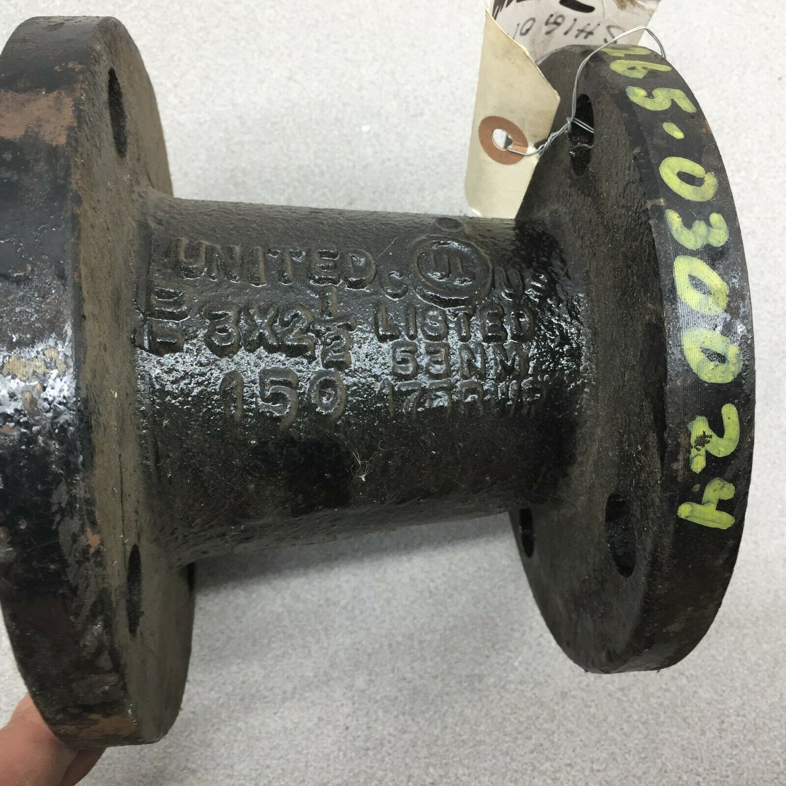 NEW NO BOX UNITED 3" X 2-1/2" FANGED REDUCER WWP250