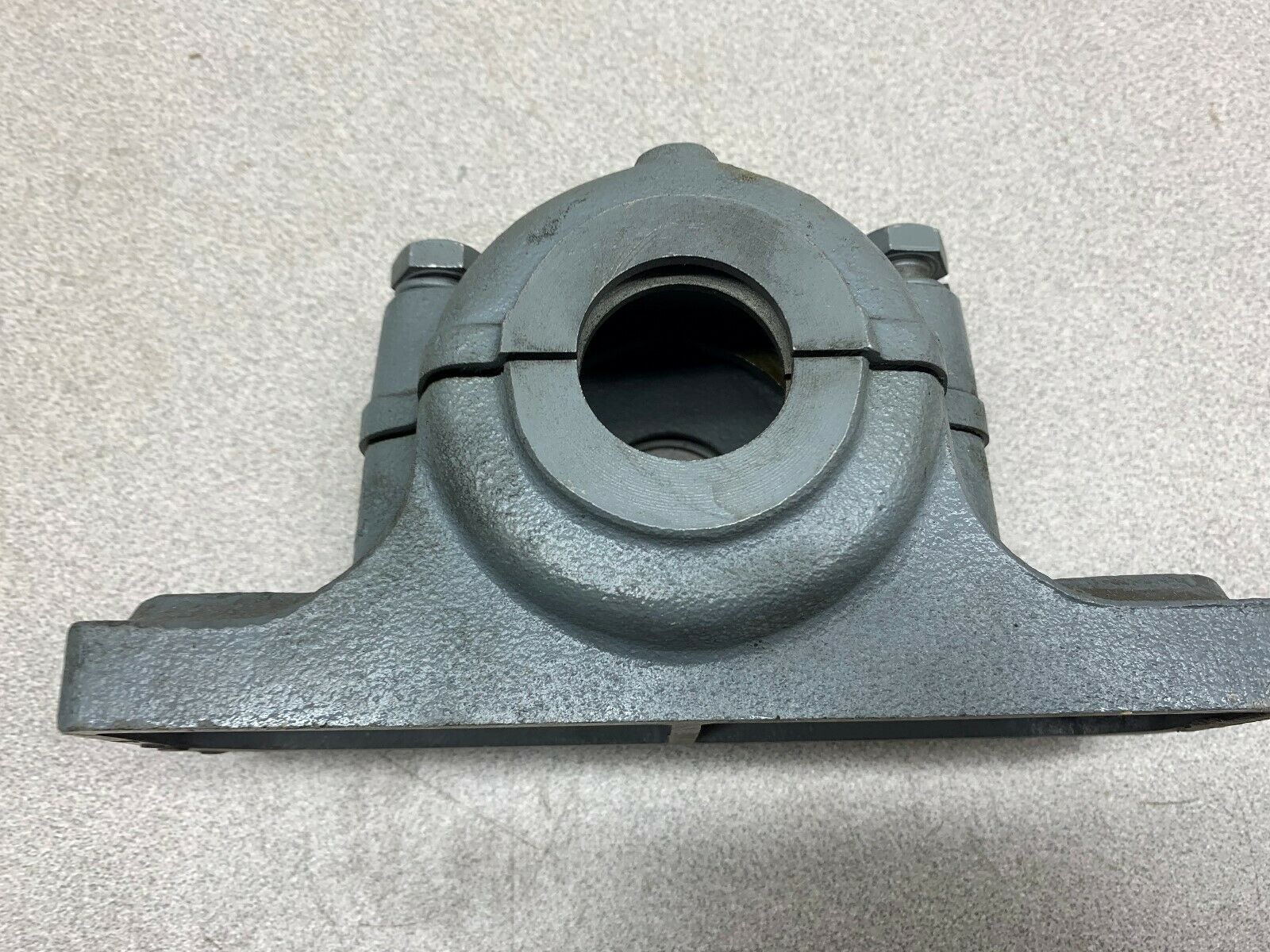 NEW NO BOX GLH BEARING HOUSING 5N507