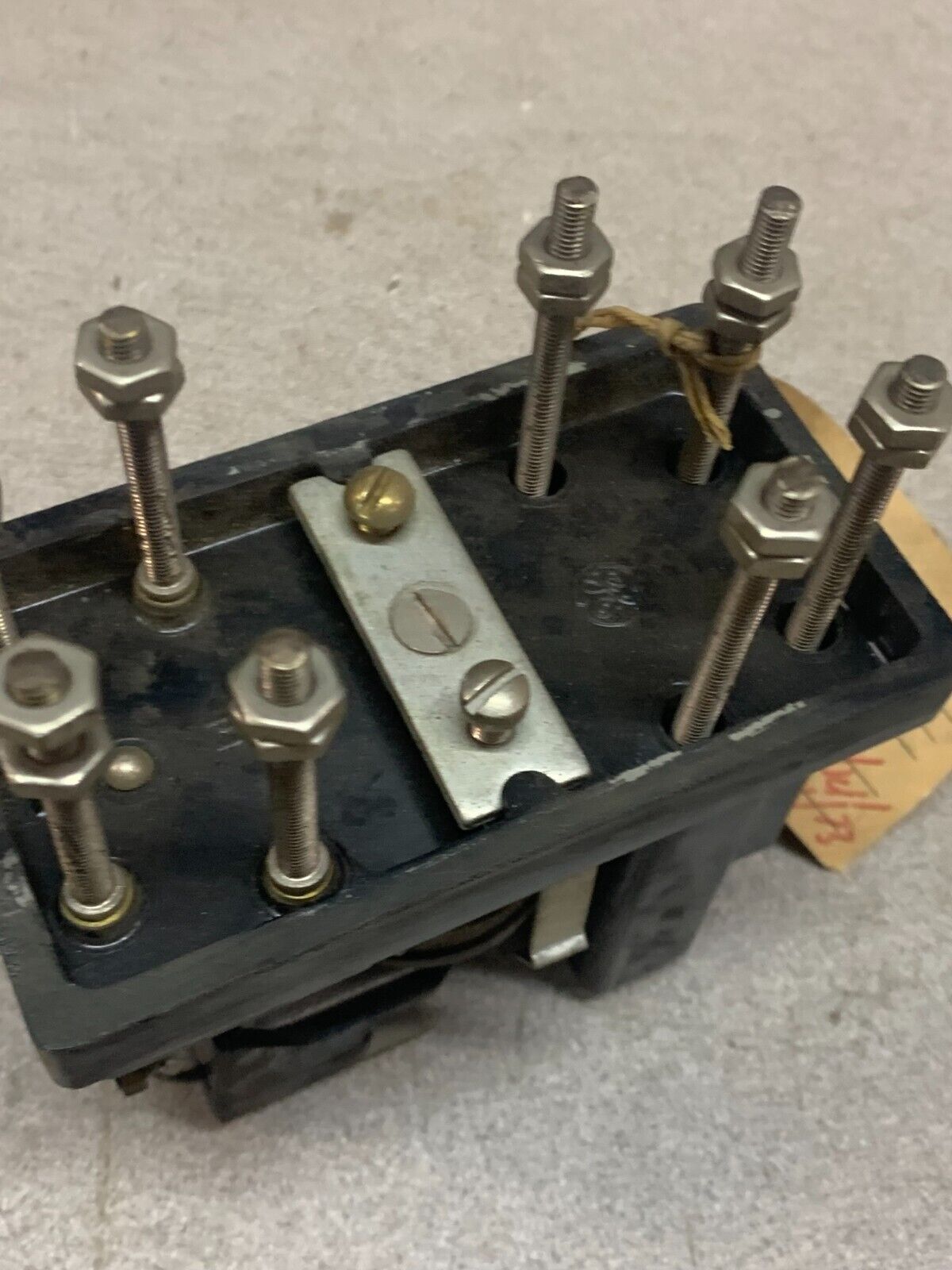 NEW NO BOX GENERAL ELECTRIC RELAY 12HGA11B2 *MISSING CASE*