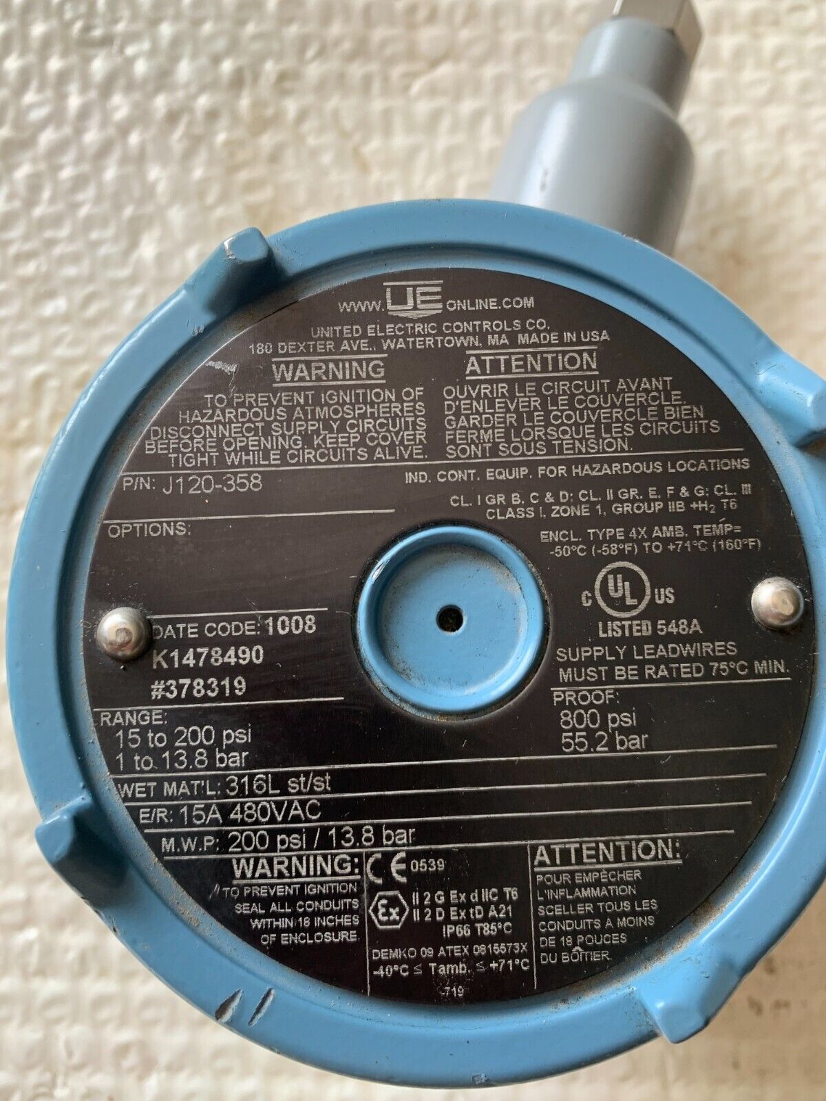 NEW NO BOX UNITED CONTROLS PRESSURE SWITCH J120-358