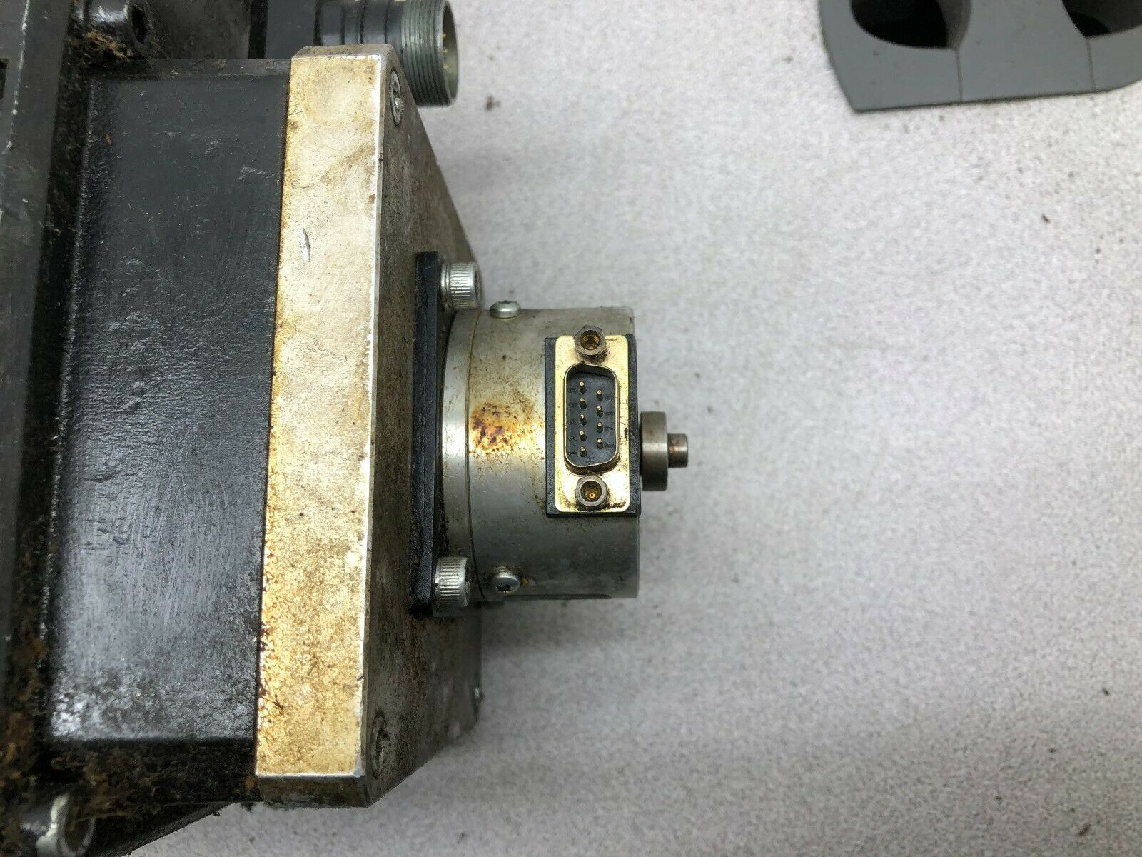 USED BAUMULLER NURNBERG 4.5 KW 2000 RPM SERVO MOTOR DS 71-S / 942 26051