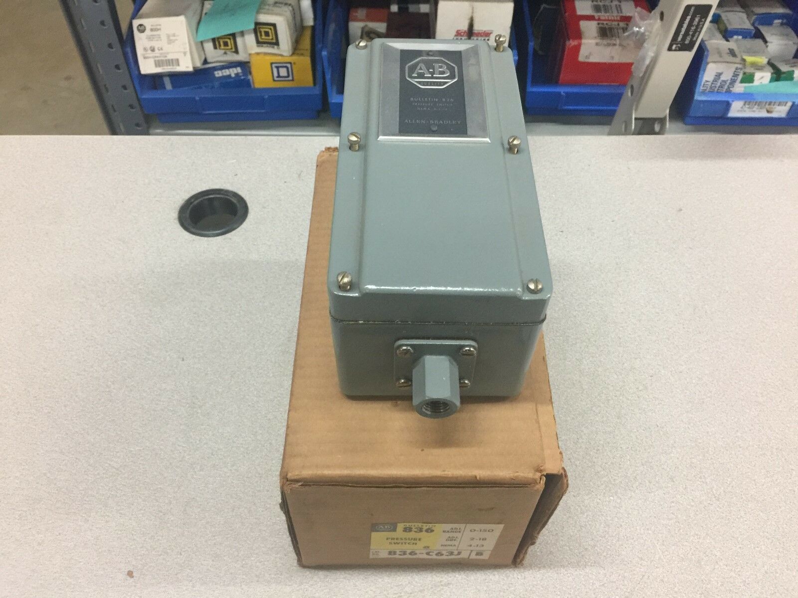 NEW IN BOX ALLEN BRADLEY PRESSURE CONTROL SWITCH 836-C63J