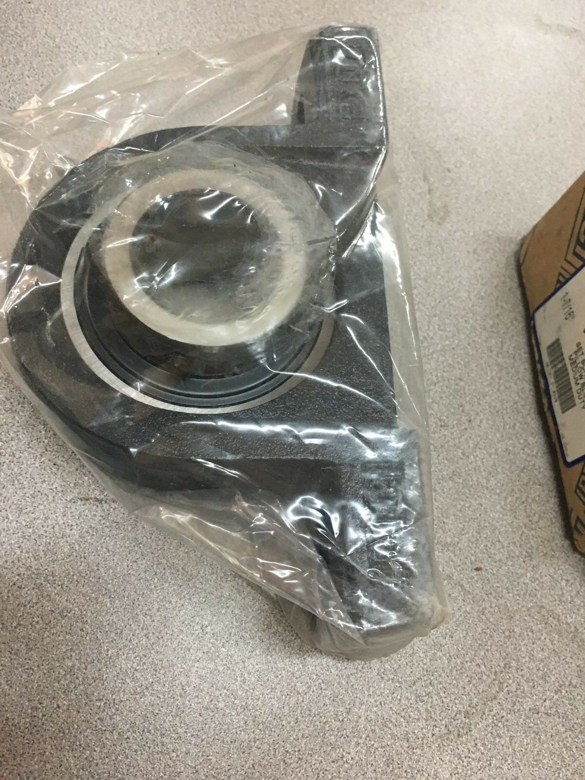 NEW IN BOX IPTCI PILLOW BLOCK BEARING 1-7/16" BORE UCPX 07 23