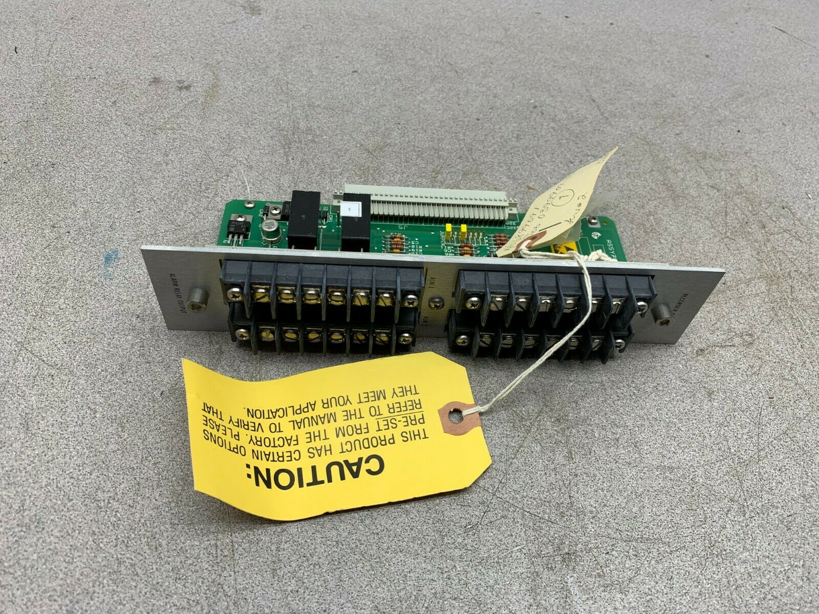 NEW NO BOX BENTLY NEVADA SIGNAL INPUT/RELAY CARD 82365-01