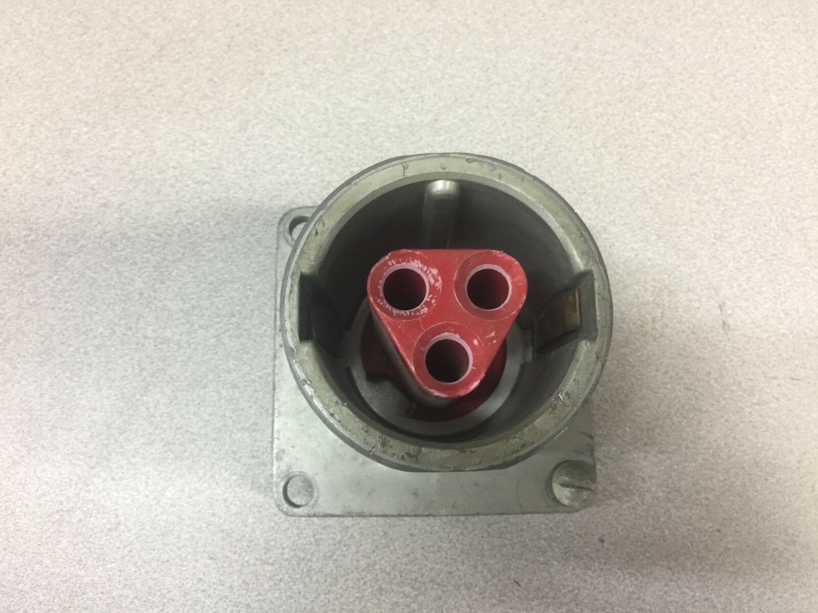 NEW NO BOX CROUSE HINDS ARKTITE 60AMP 3W 3P RECEPTICAL AR637