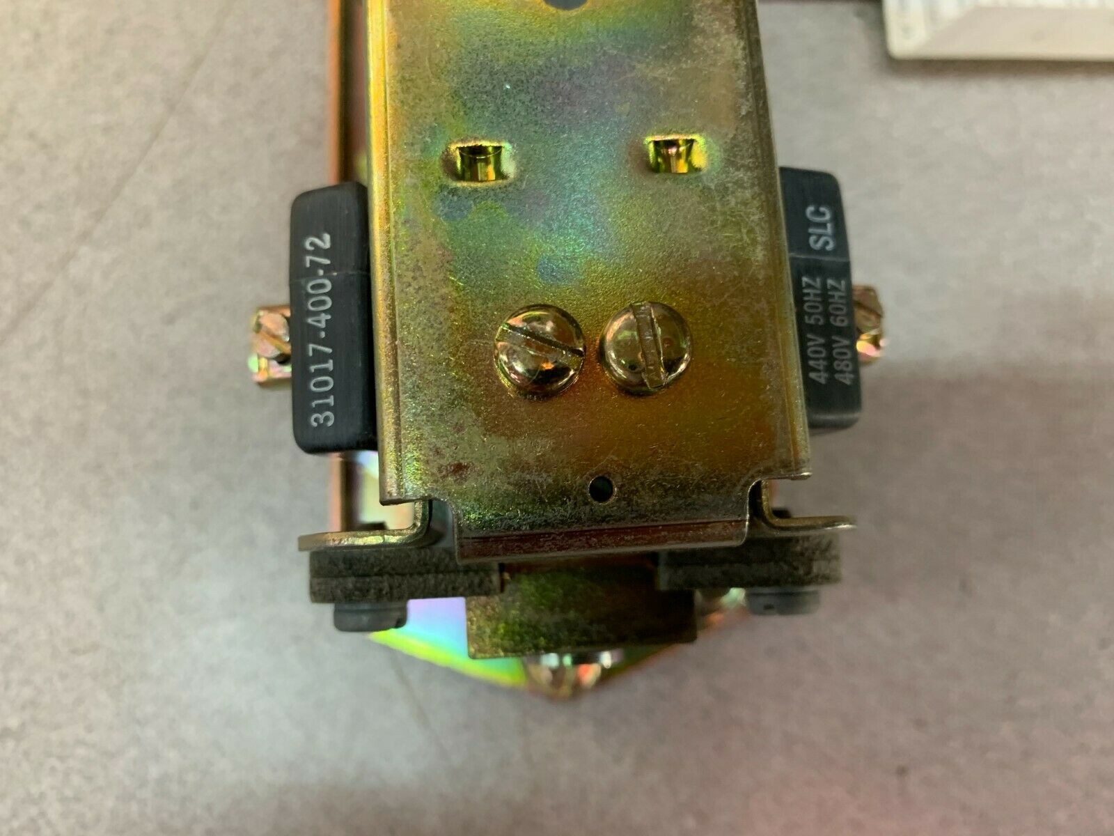 NEW SQUARE D PNEUMATIC TIMING RELAY 9050 B01E SERIES E