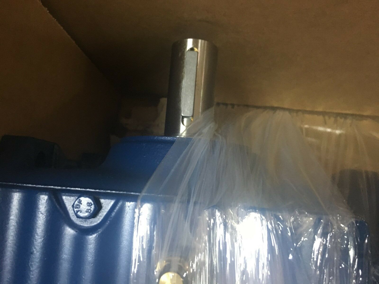 NEW IN BOX SEW-EURODRIVE 2HP 41.89:1 RATIO GEARMOTOR S67D26DRE90L4