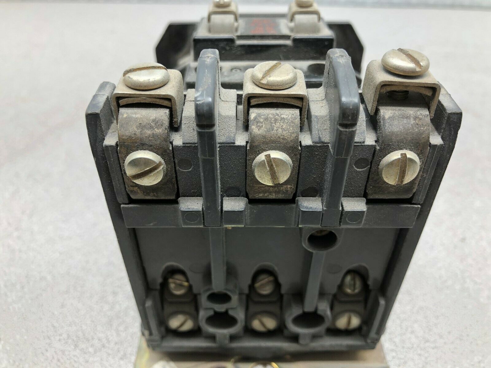 USED ALLEN BRADLEY SIZE 1 27 AMP 600 VAC 3 POLE 120 VAC COIL CONTACTOR 5OOF-BOD9