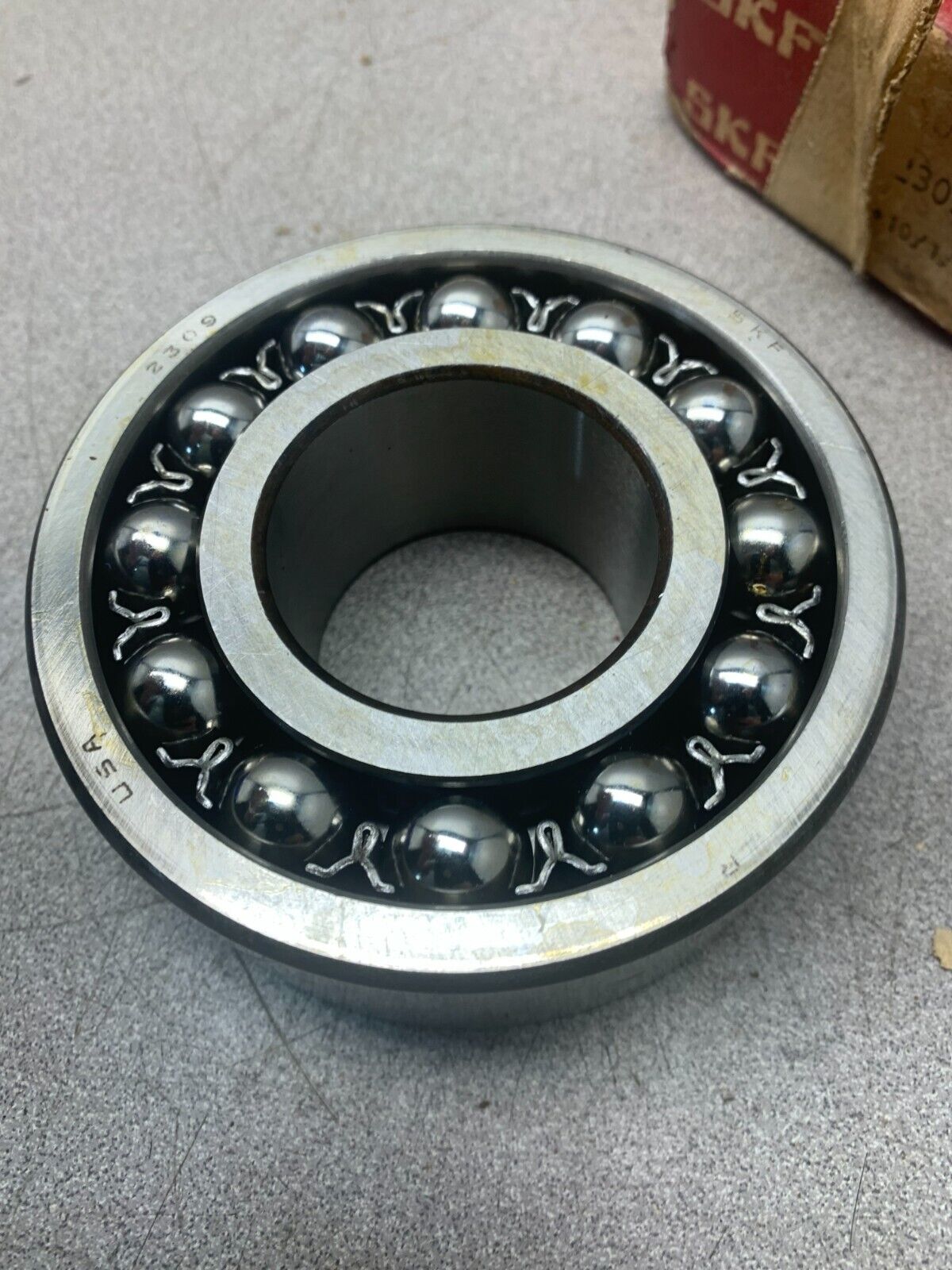 NEW IN BOX SKF ROLLER BEARING 2309 J (NEW OLD STOCK)