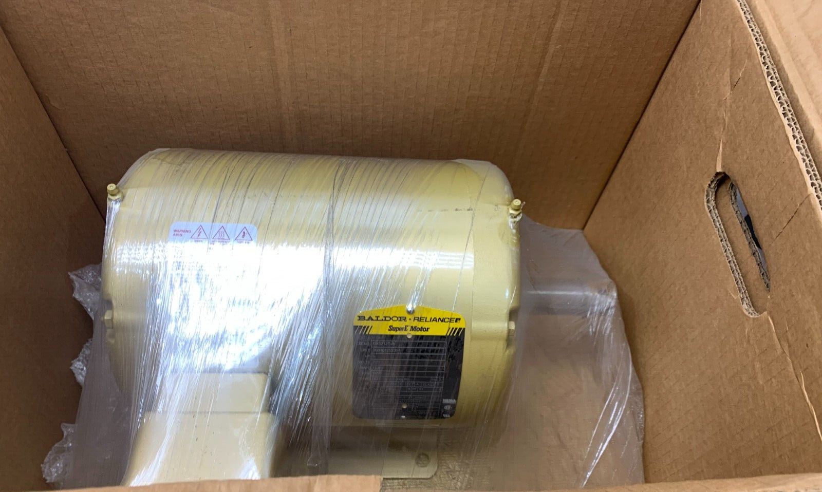 NEW IN BOX BALDOR 5HP 3450RPM 200V. SUPER-E MOTOR EM3212T-8